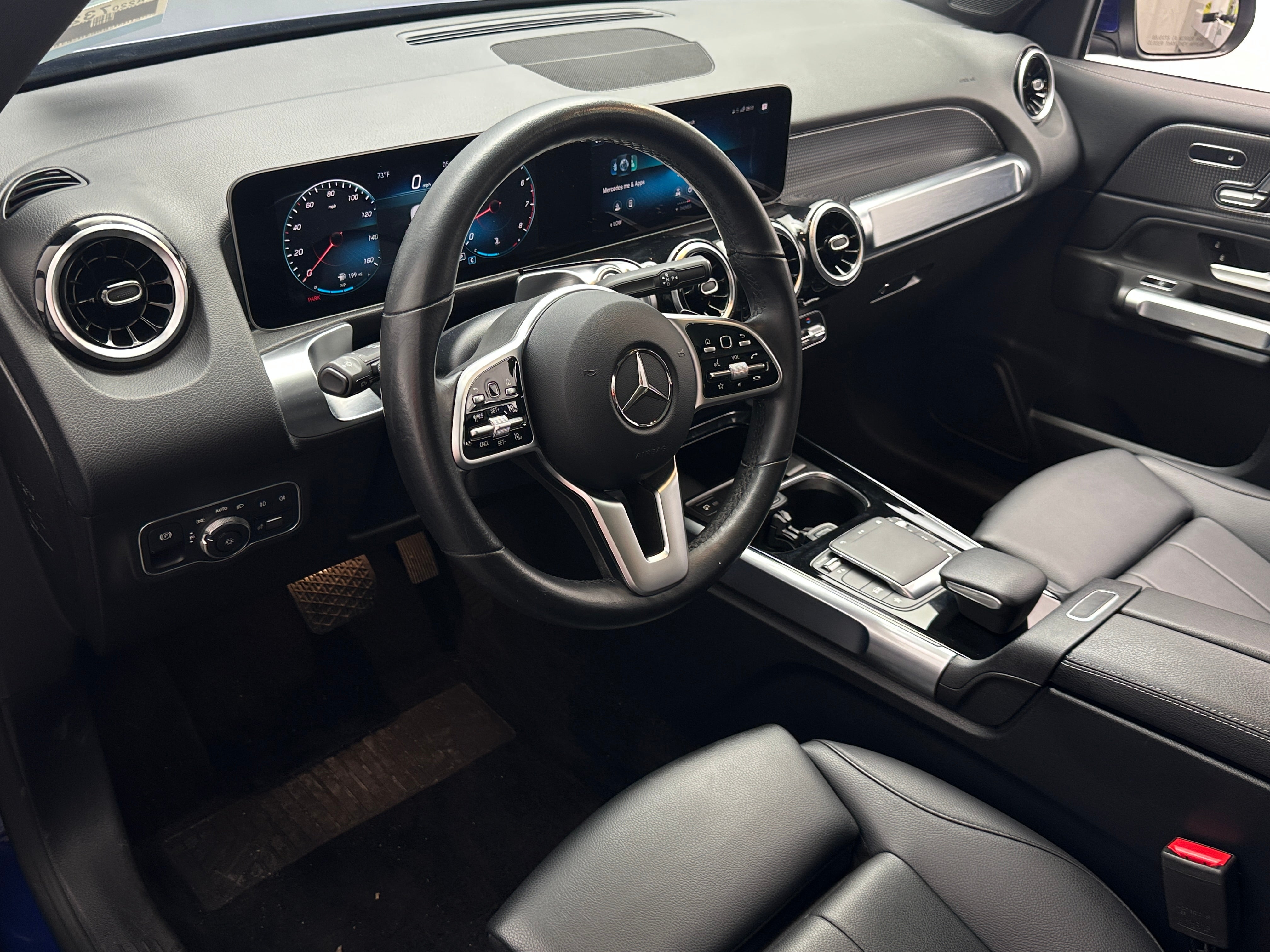 Thumbnail: 2021 Mercedes-Benz GLB - 2