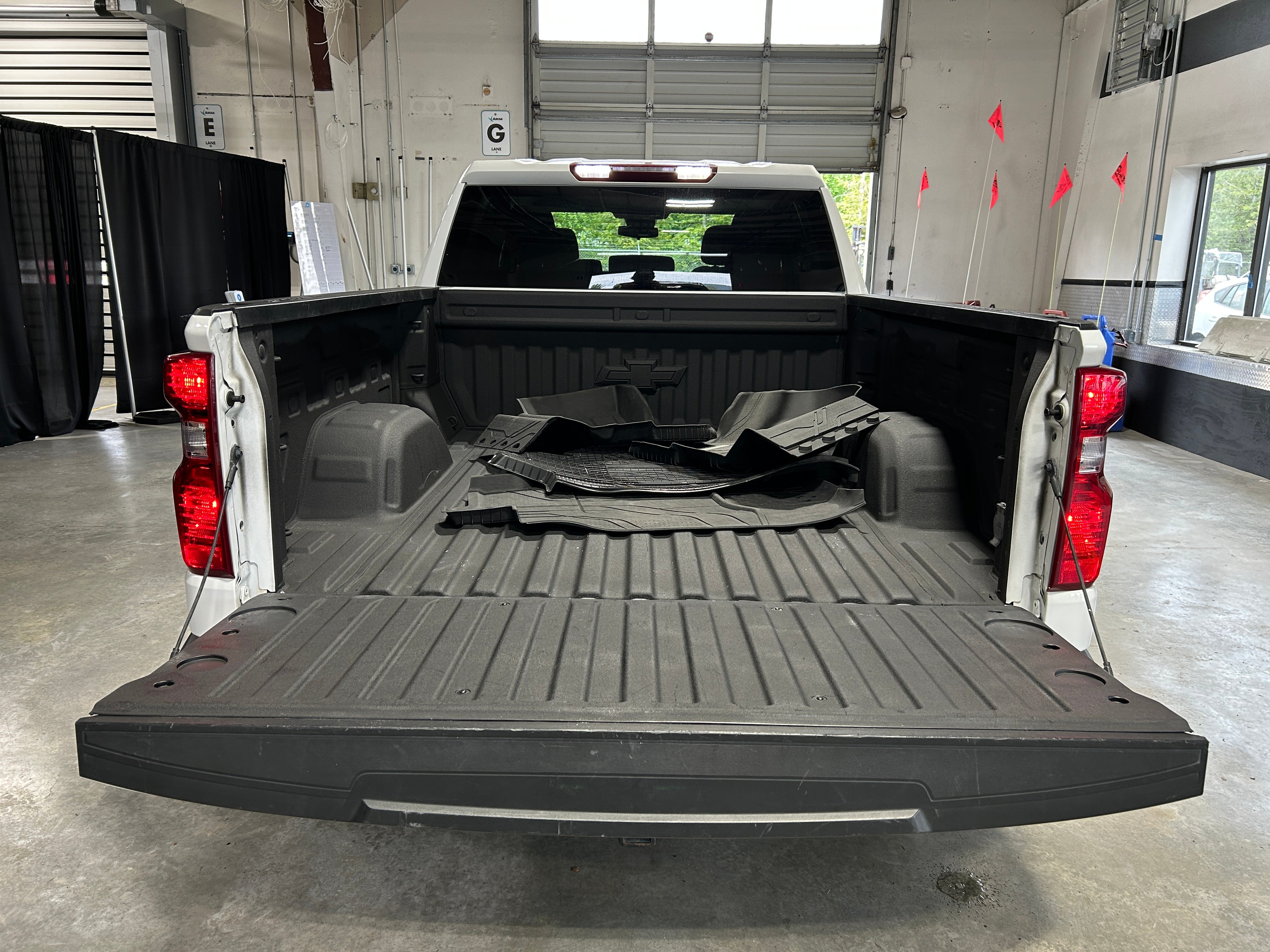 2023 Chevrolet Silverado 1500 LT 6
