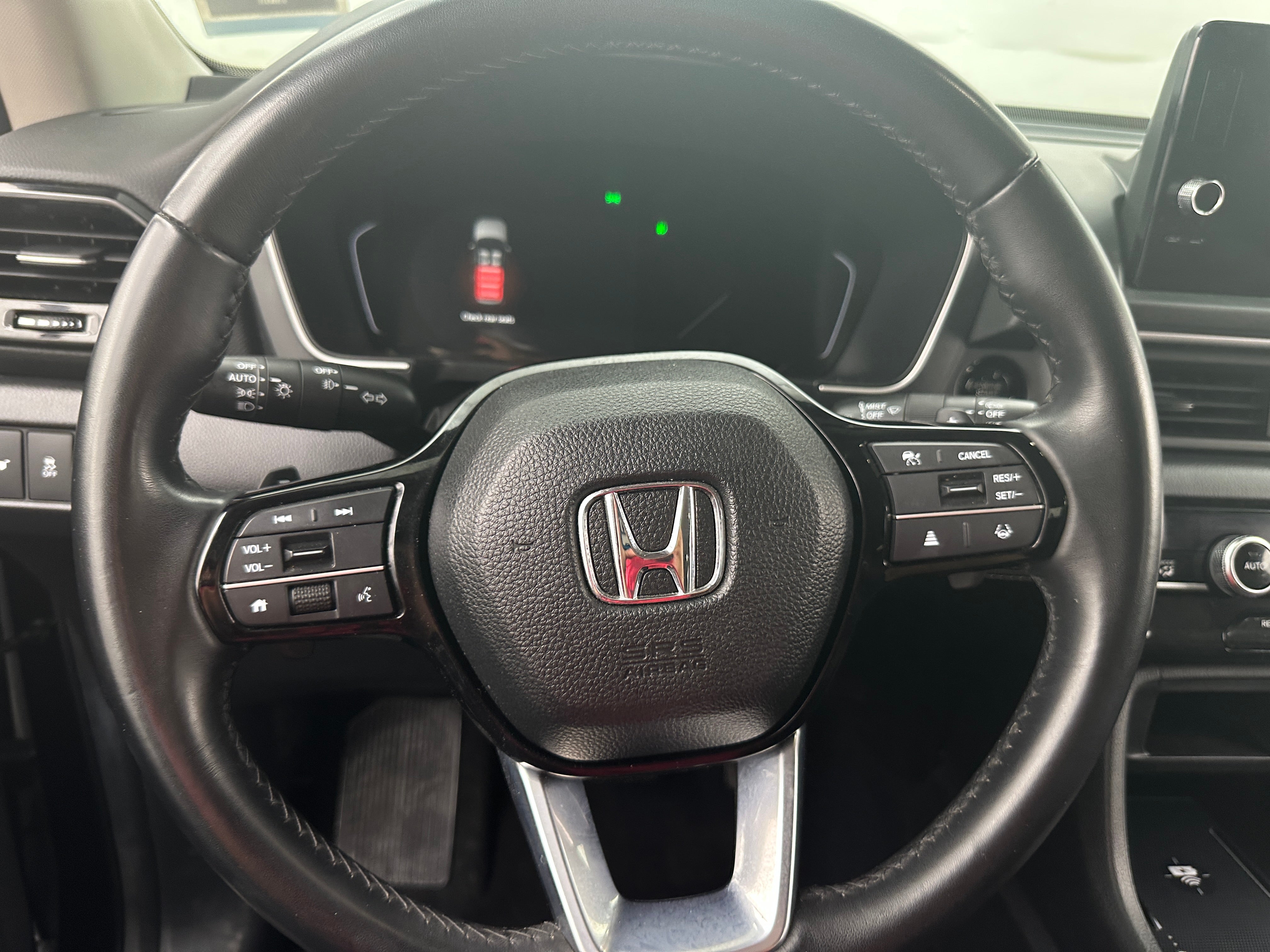 2024 Honda Pilot EX-L 4