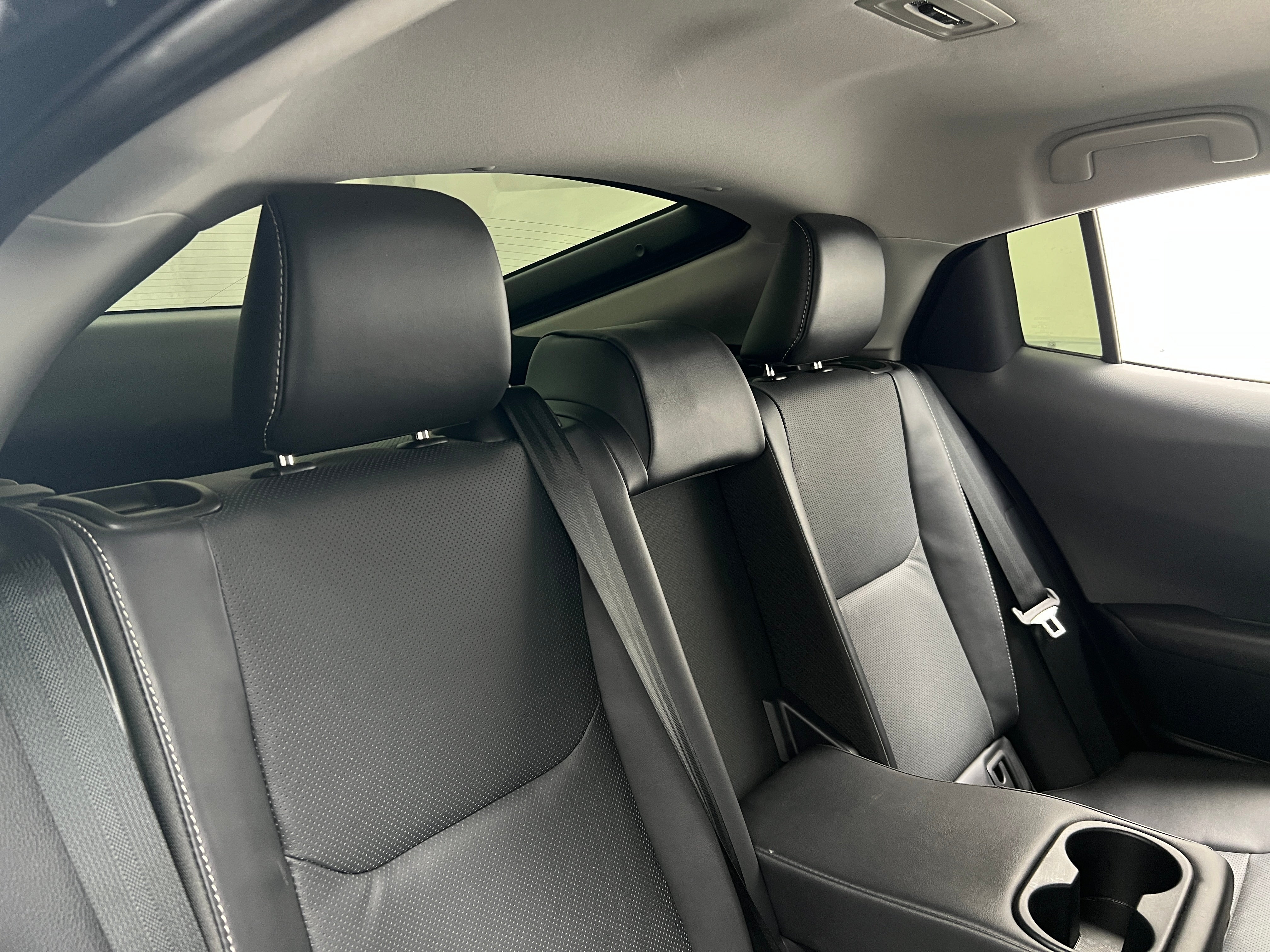 2024 Toyota Prius XLE 5