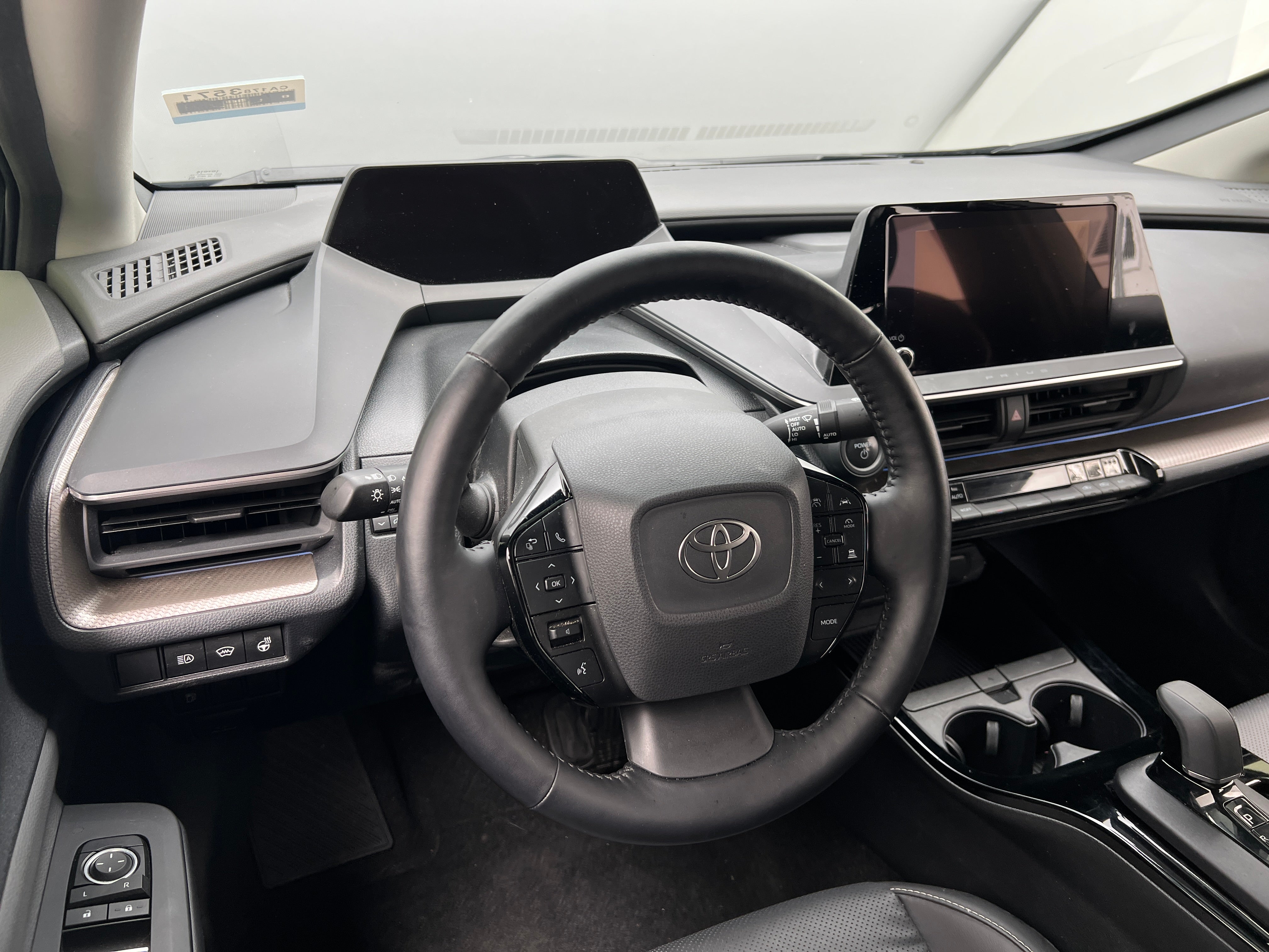 2024 Toyota Prius XLE 4