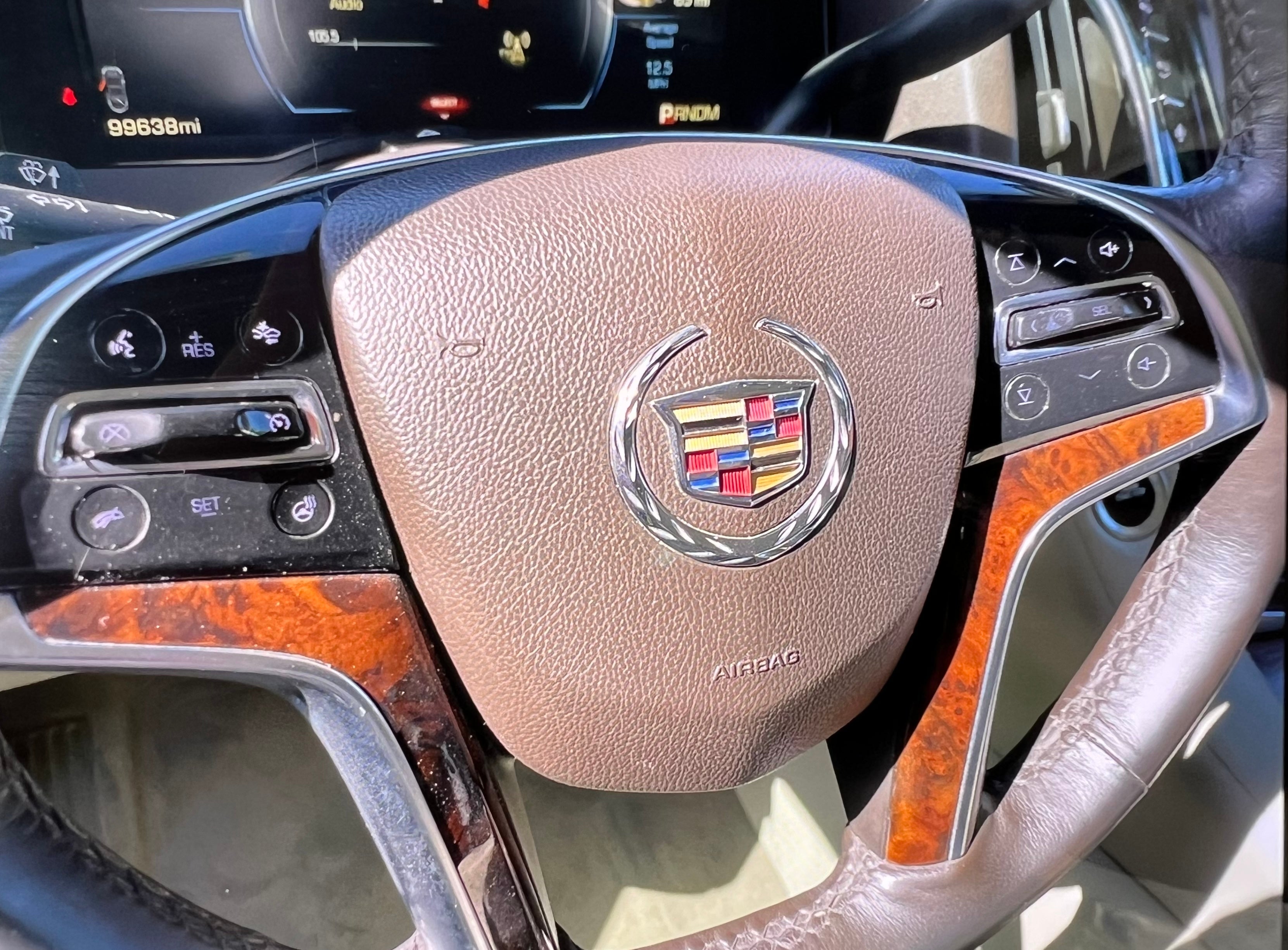 2015 Cadillac Escalade Luxury 4