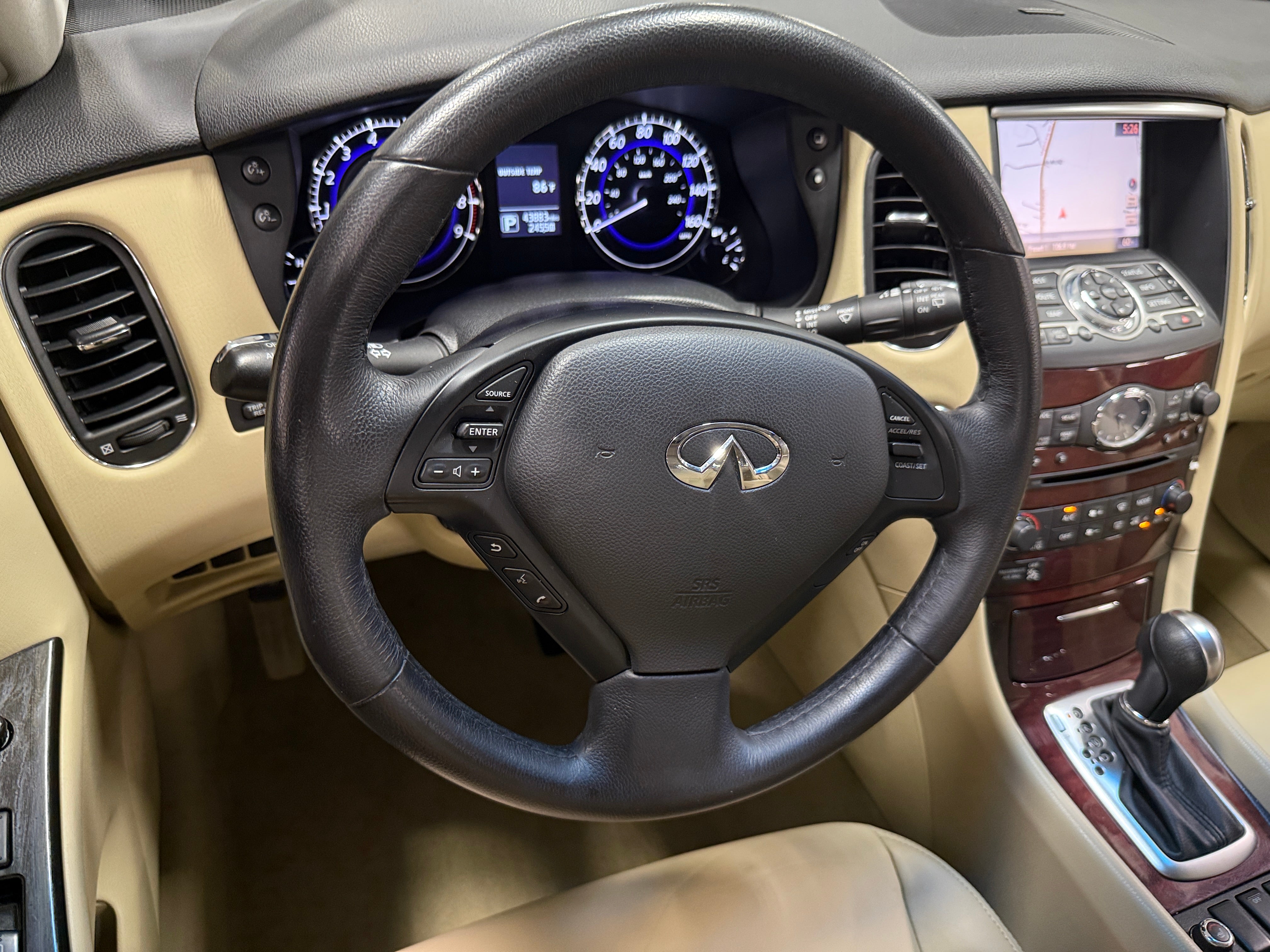 2017 INFINITI QX50 Base 4