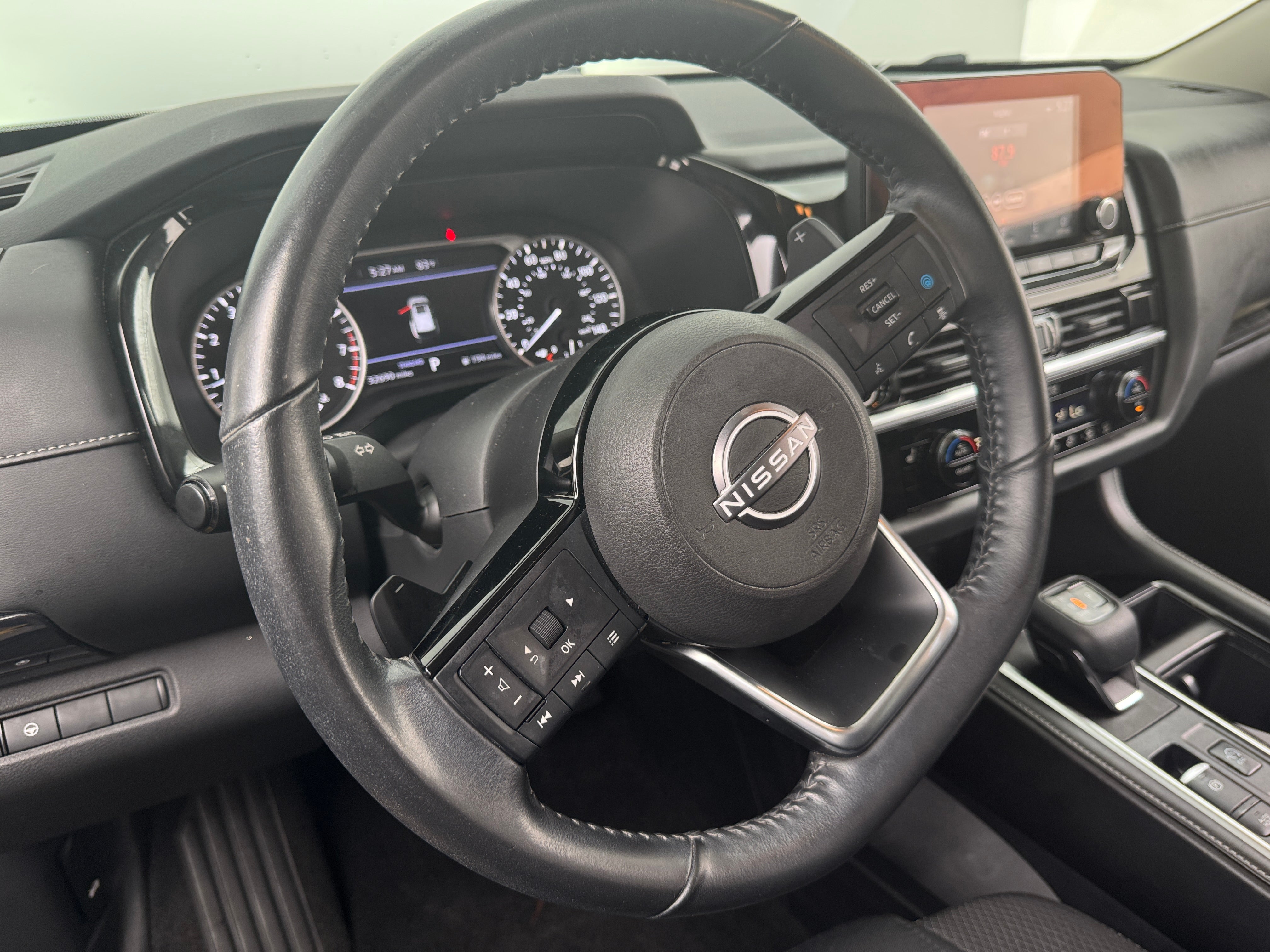 2022 Nissan Pathfinder SV 5
