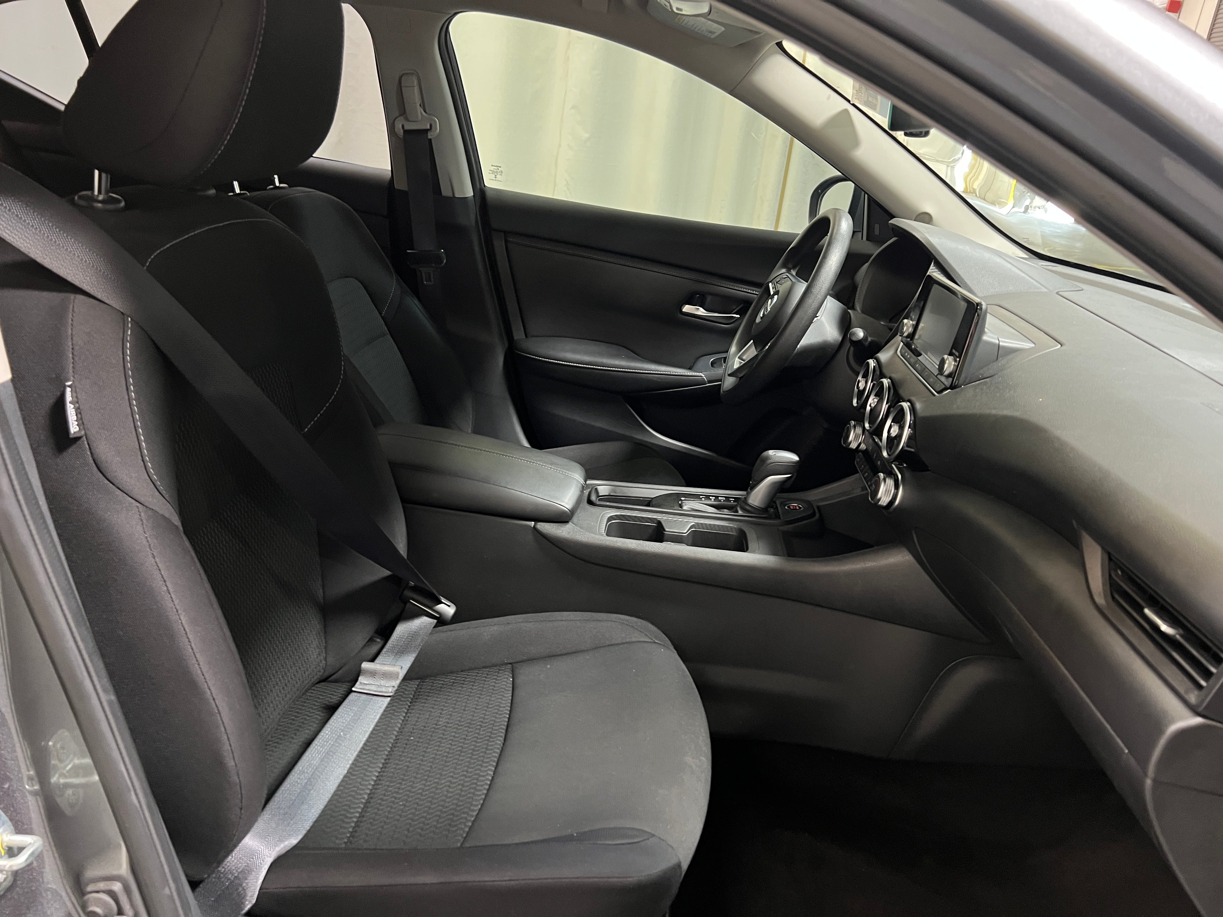 2022 Nissan Sentra S 2