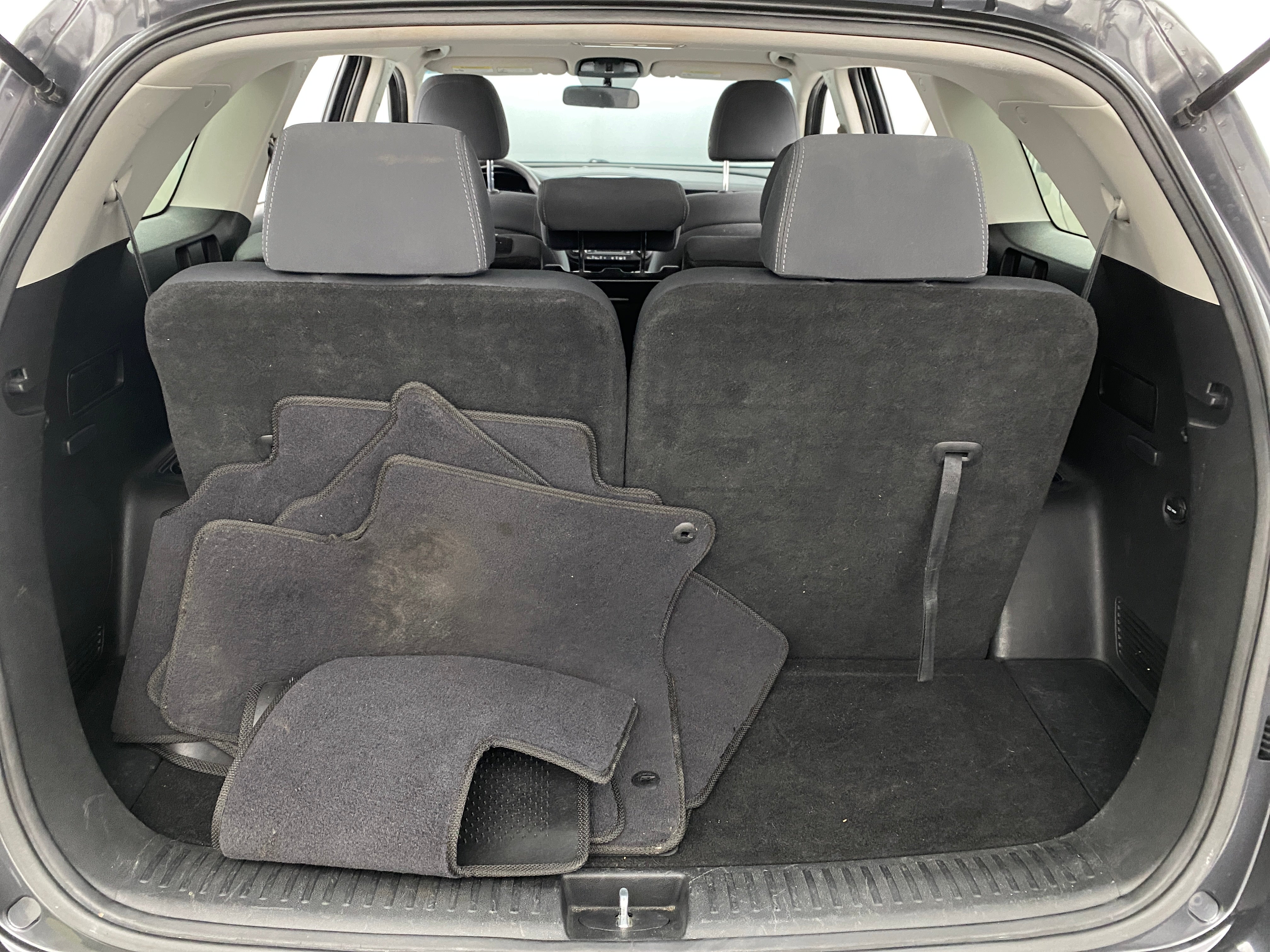 2019 Kia Sorento LX 7