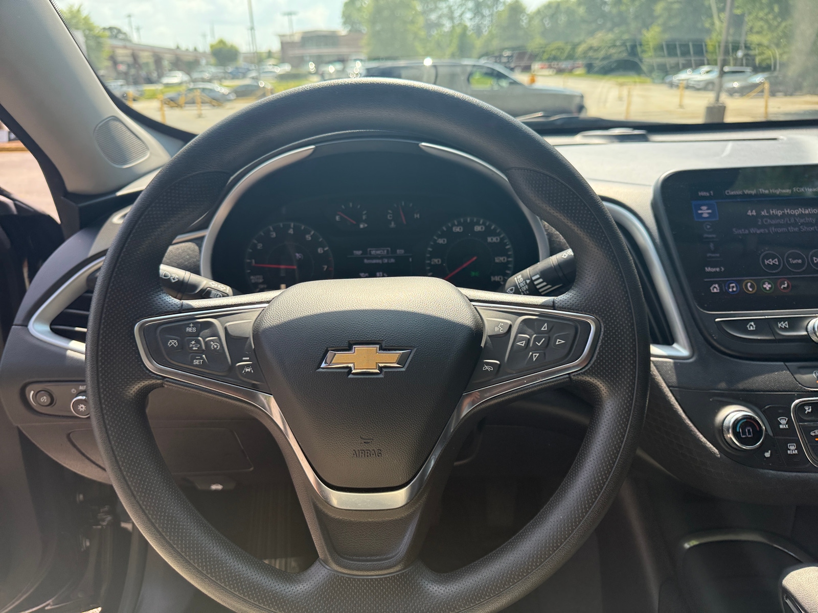 Thumbnail: 2024 Chevrolet Malibu - 5