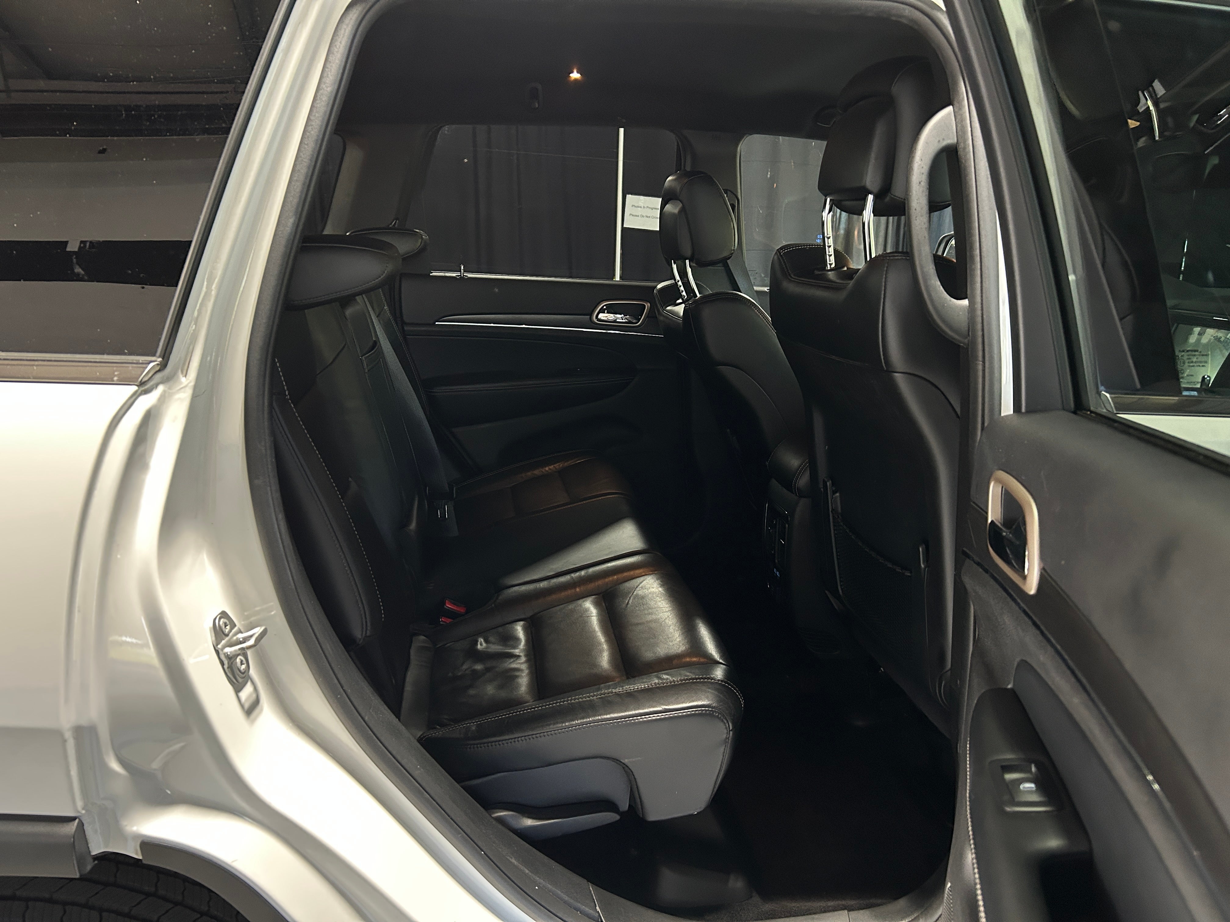 2017 Jeep Grand Cherokee Limited Edition 5