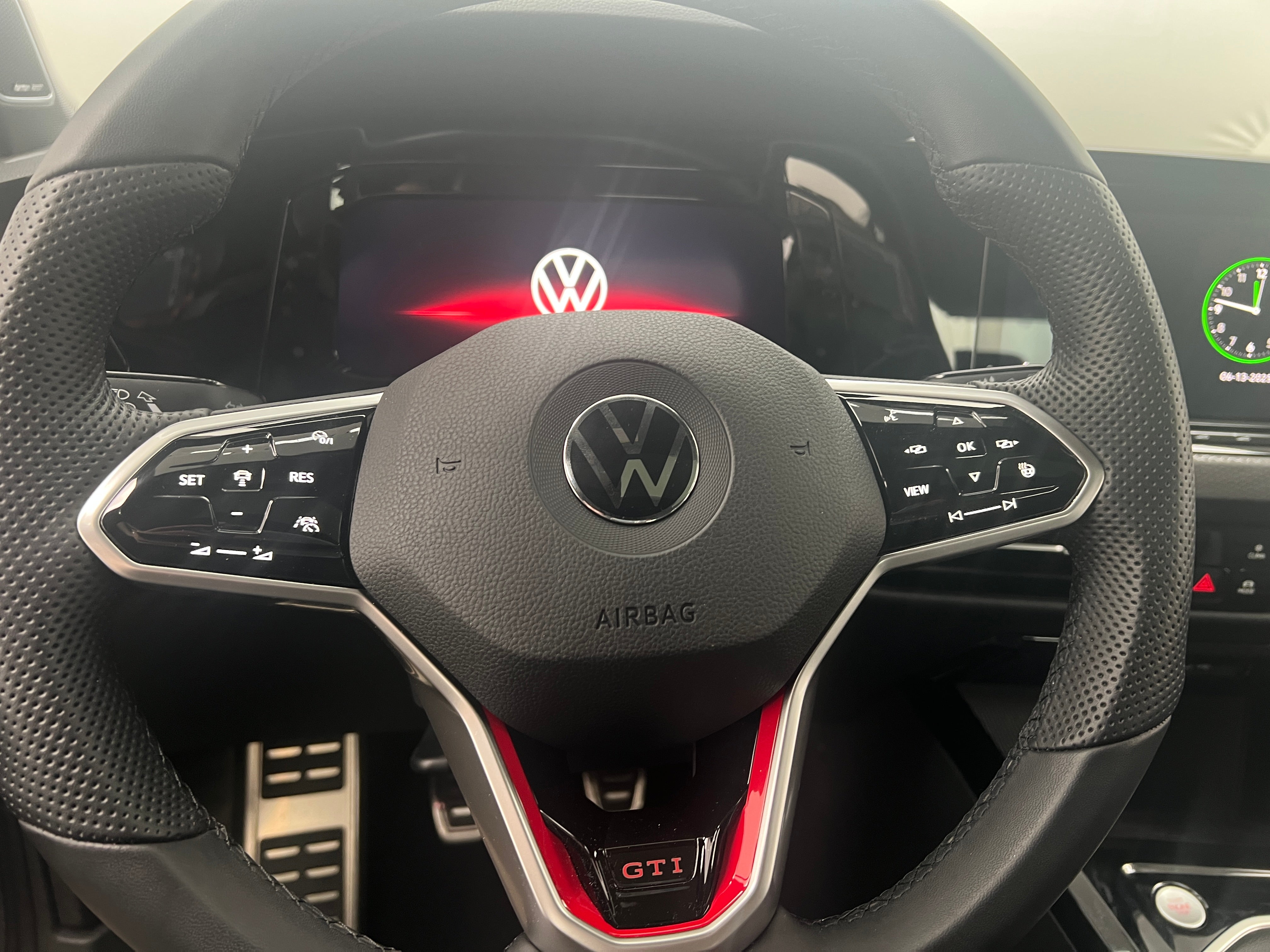 2023 Volkswagen Golf GTI SE 5