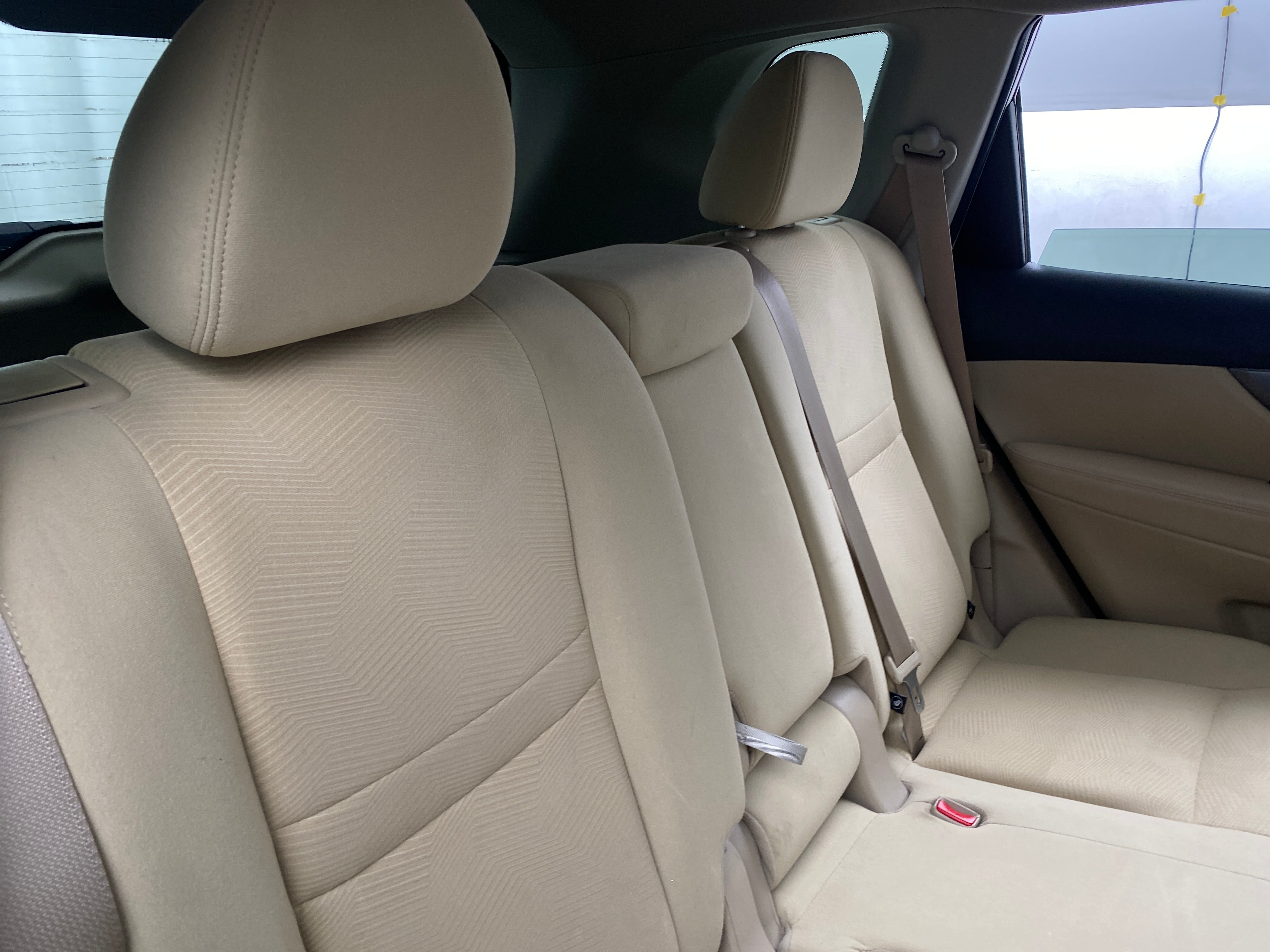 2016 Nissan Rogue SV 6