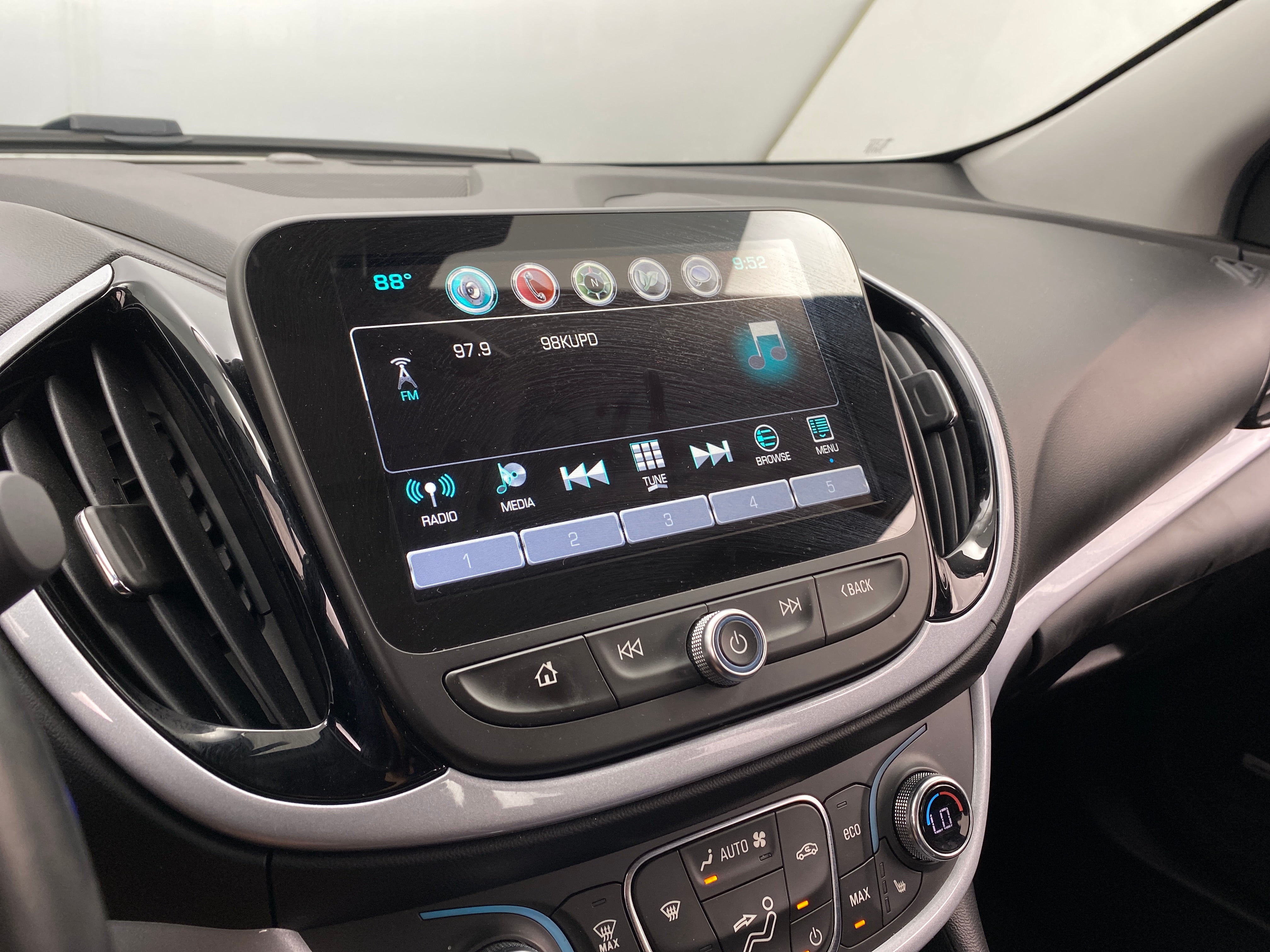 2017 Chevrolet Volt LT 3