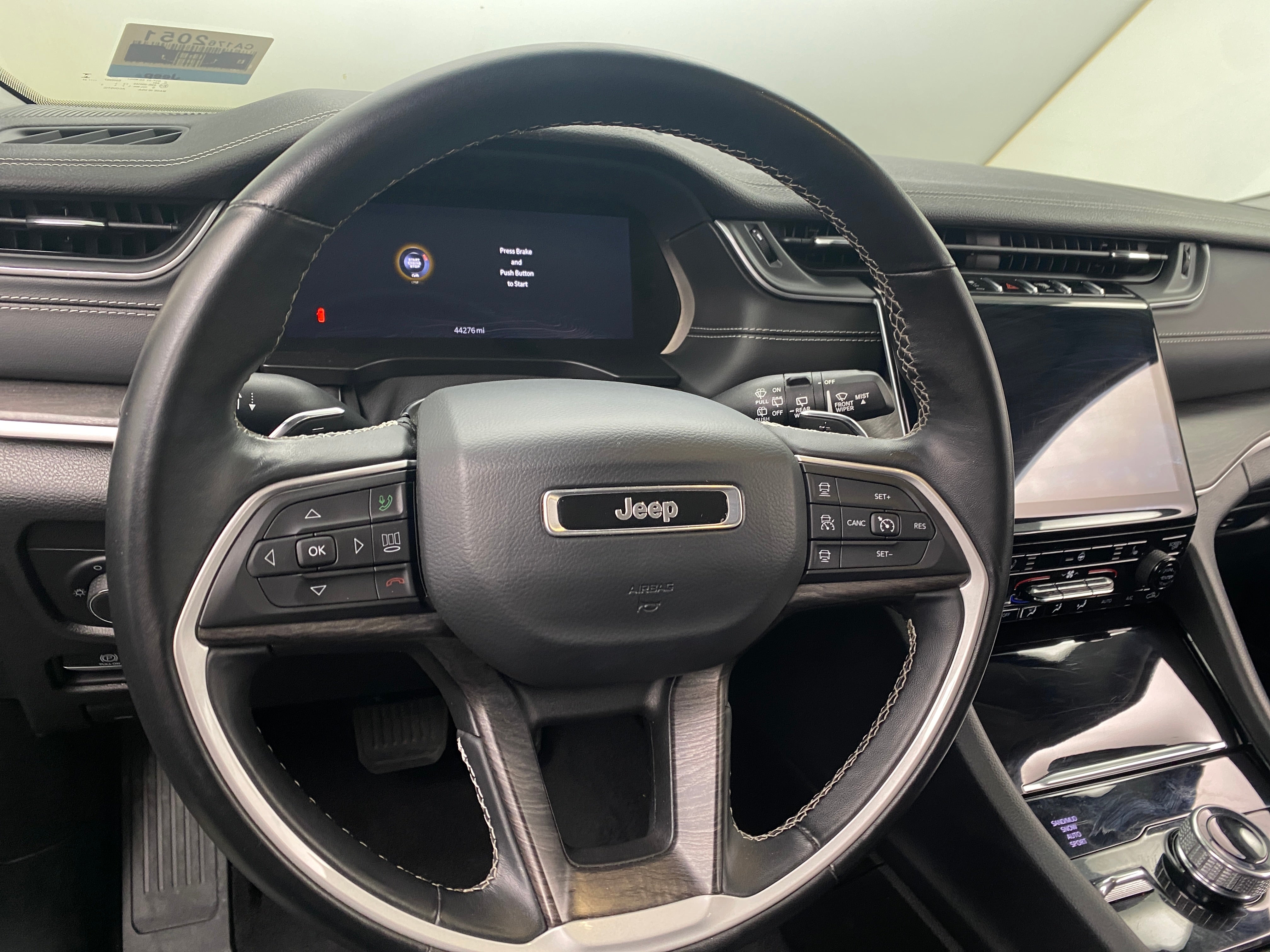 Thumbnail: 2021 Jeep Grand Cherokee L - 4