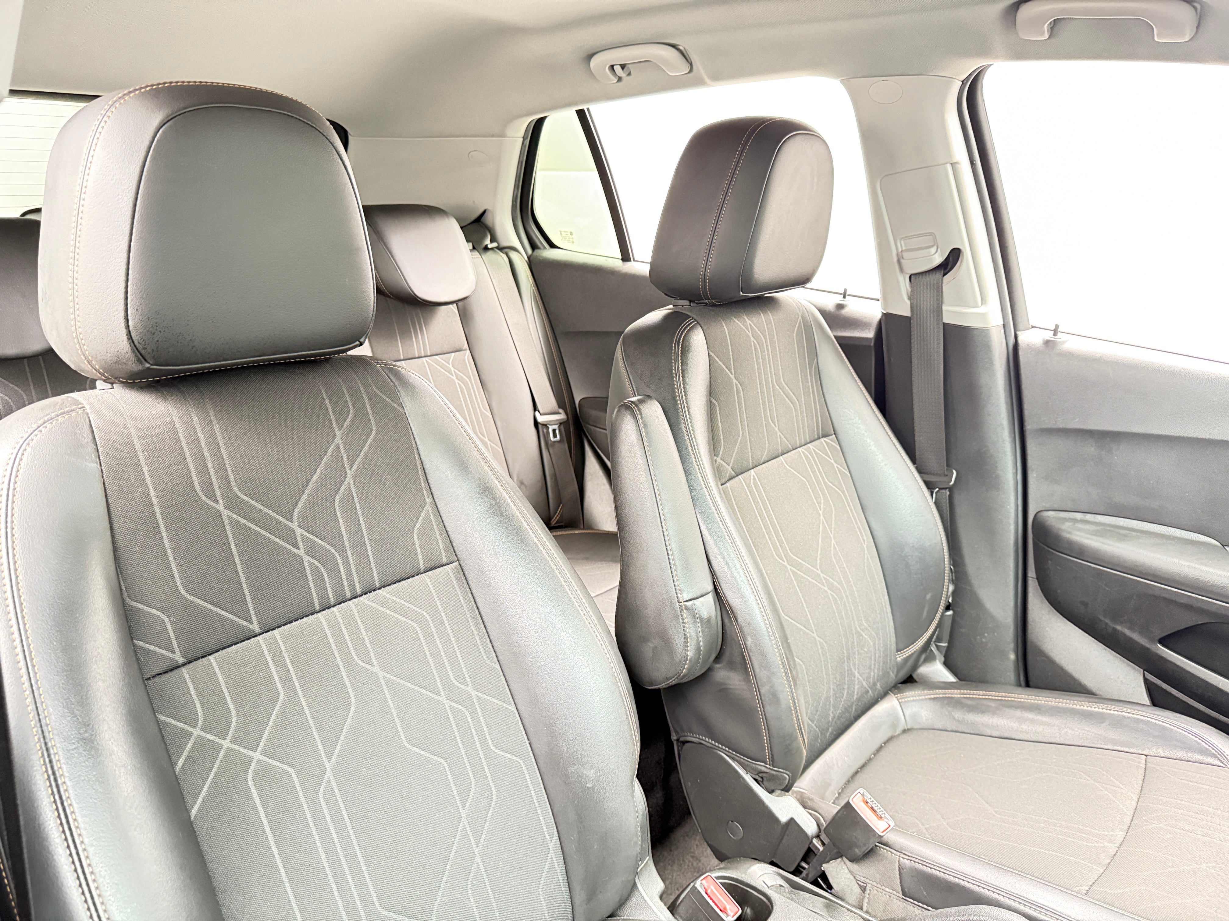 2019 Chevrolet Trax LT 2
