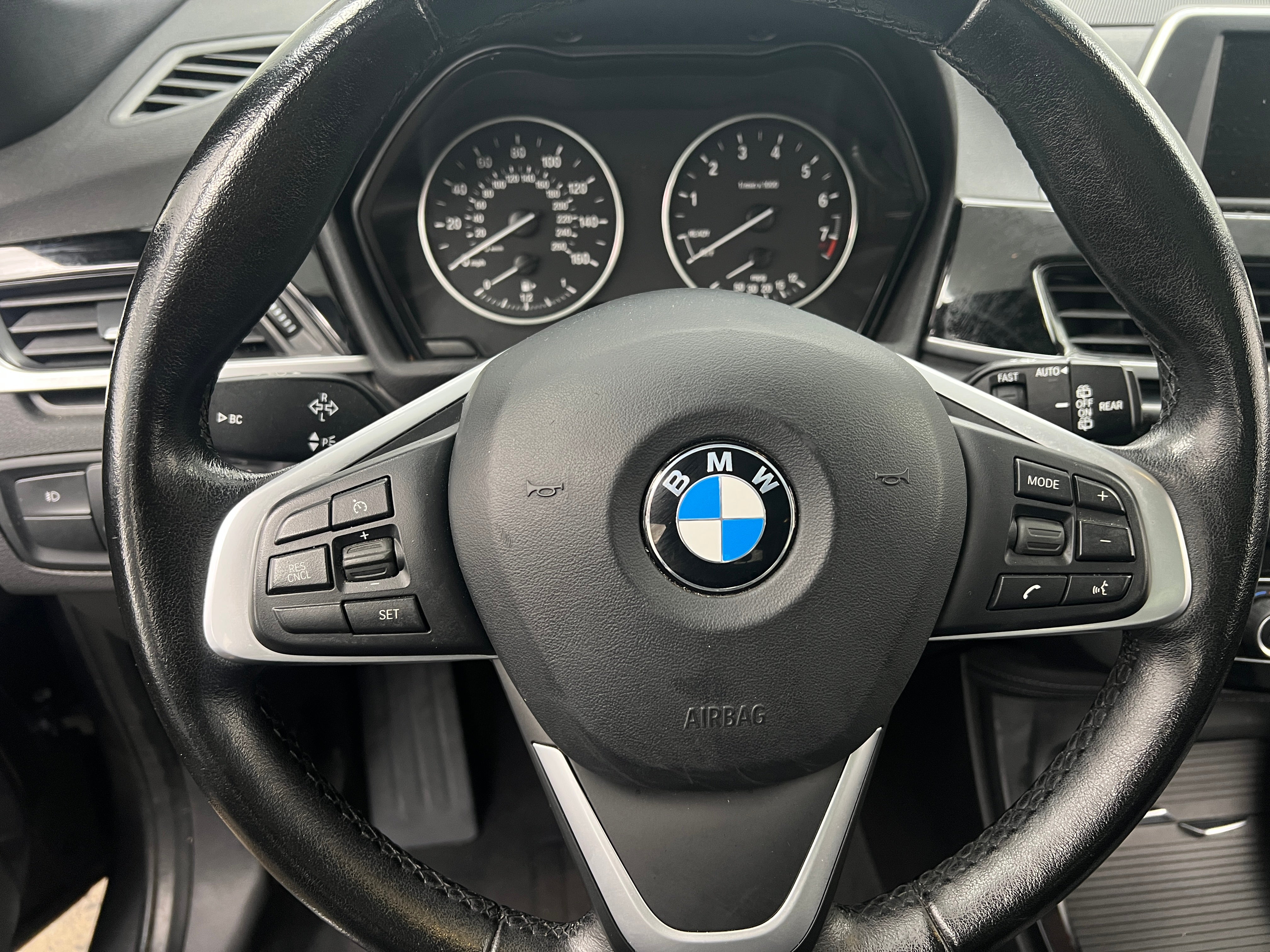 2017 BMW X1 xDrive28i 4