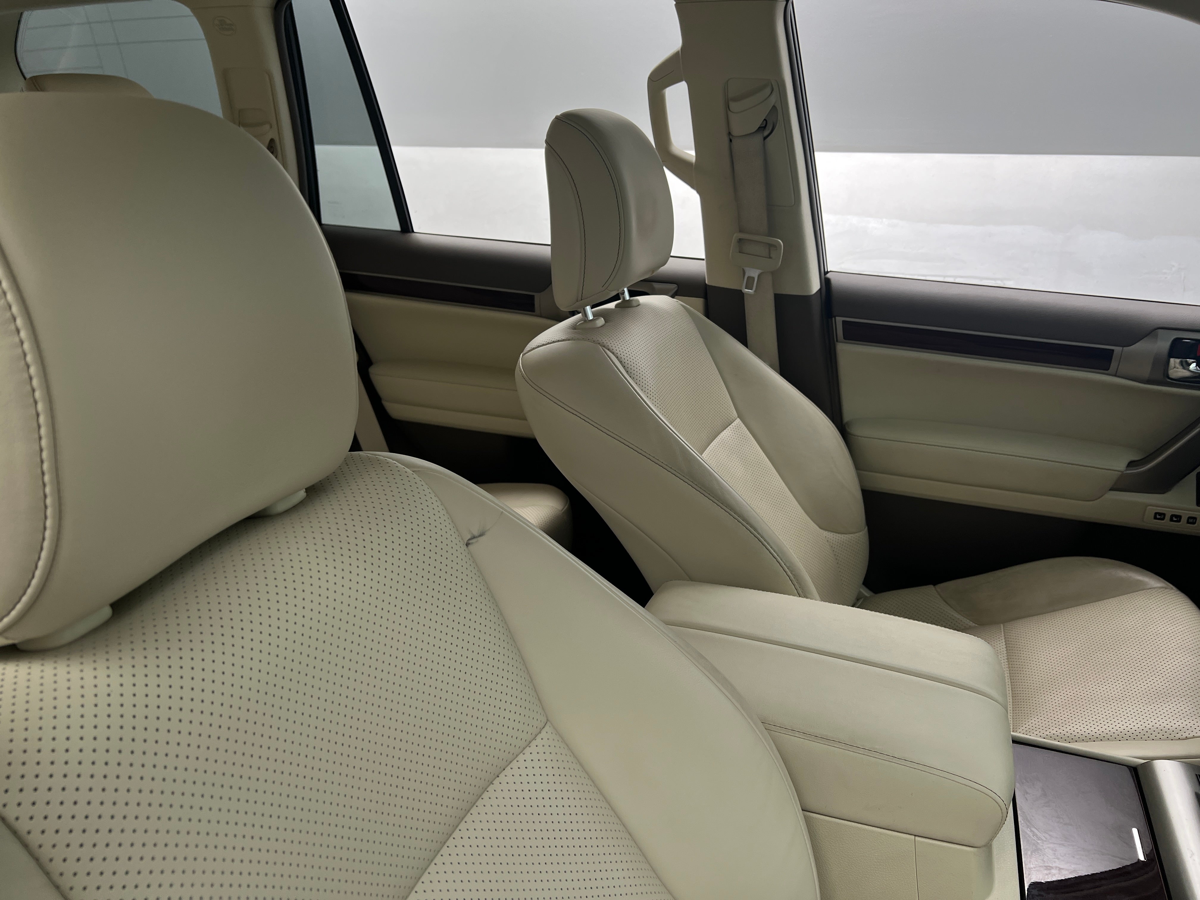 2017 Lexus GX 460 Luxury 2