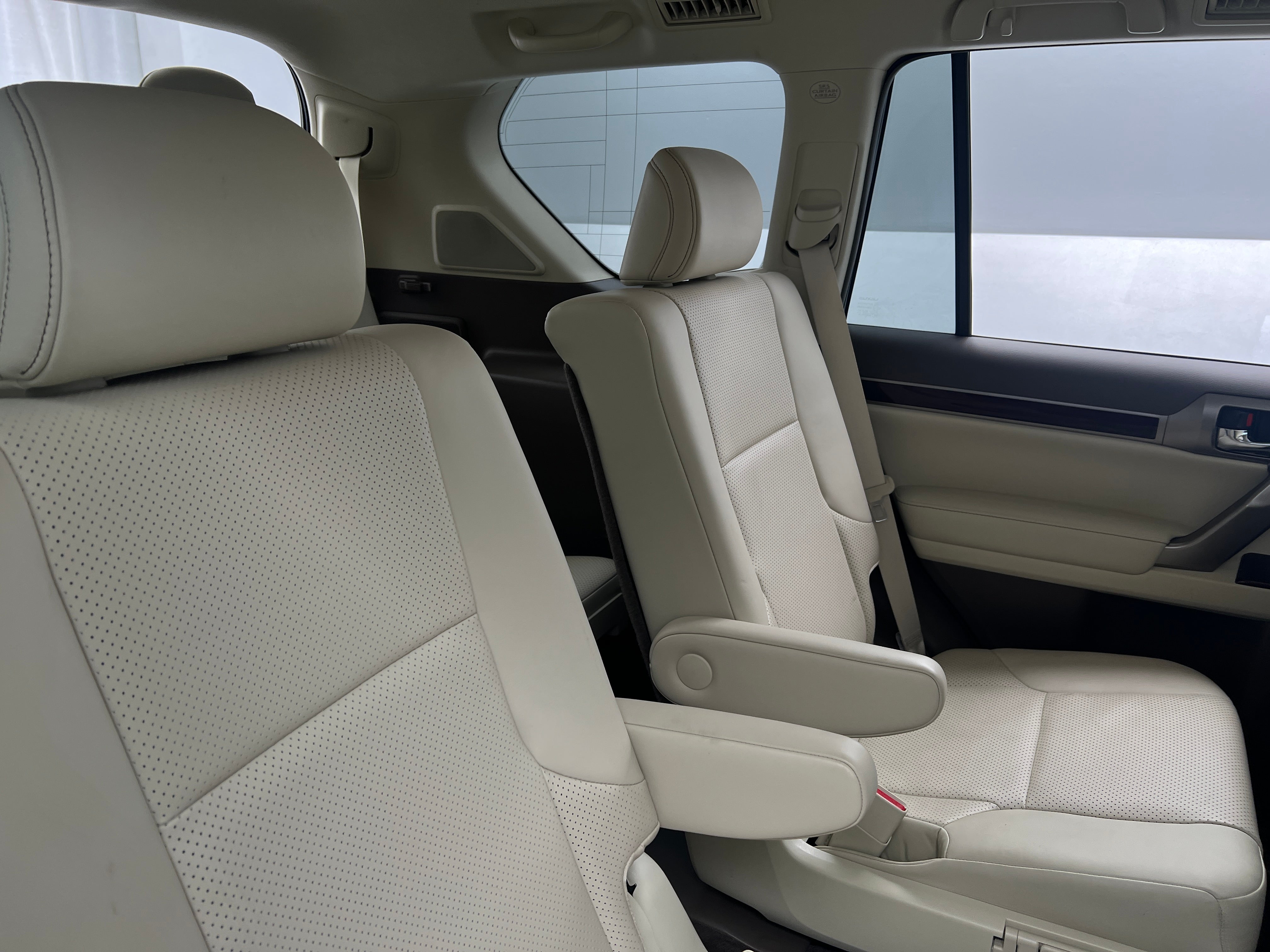 2017 Lexus GX 460 Luxury 6