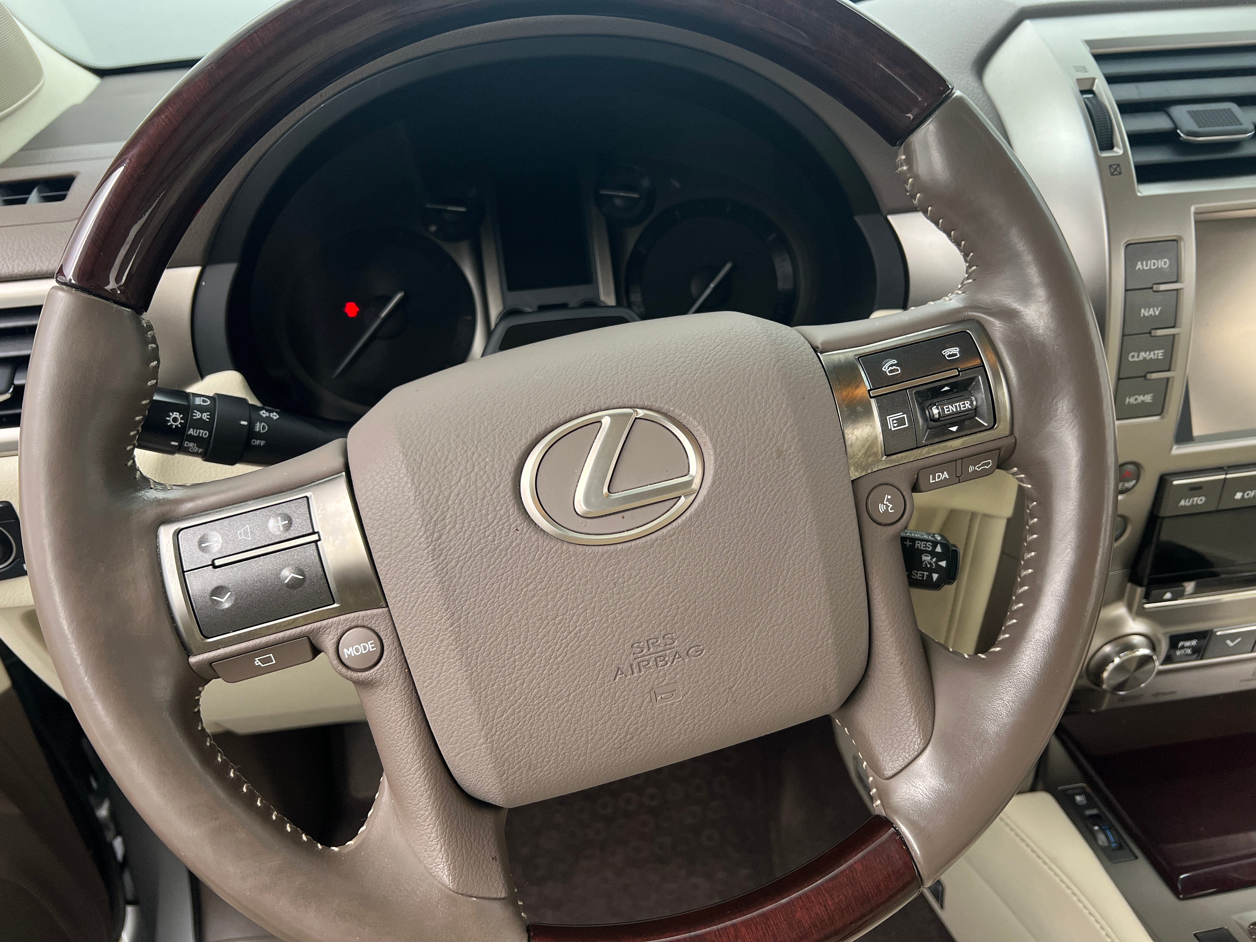 2017 Lexus GX 460 Luxury 5