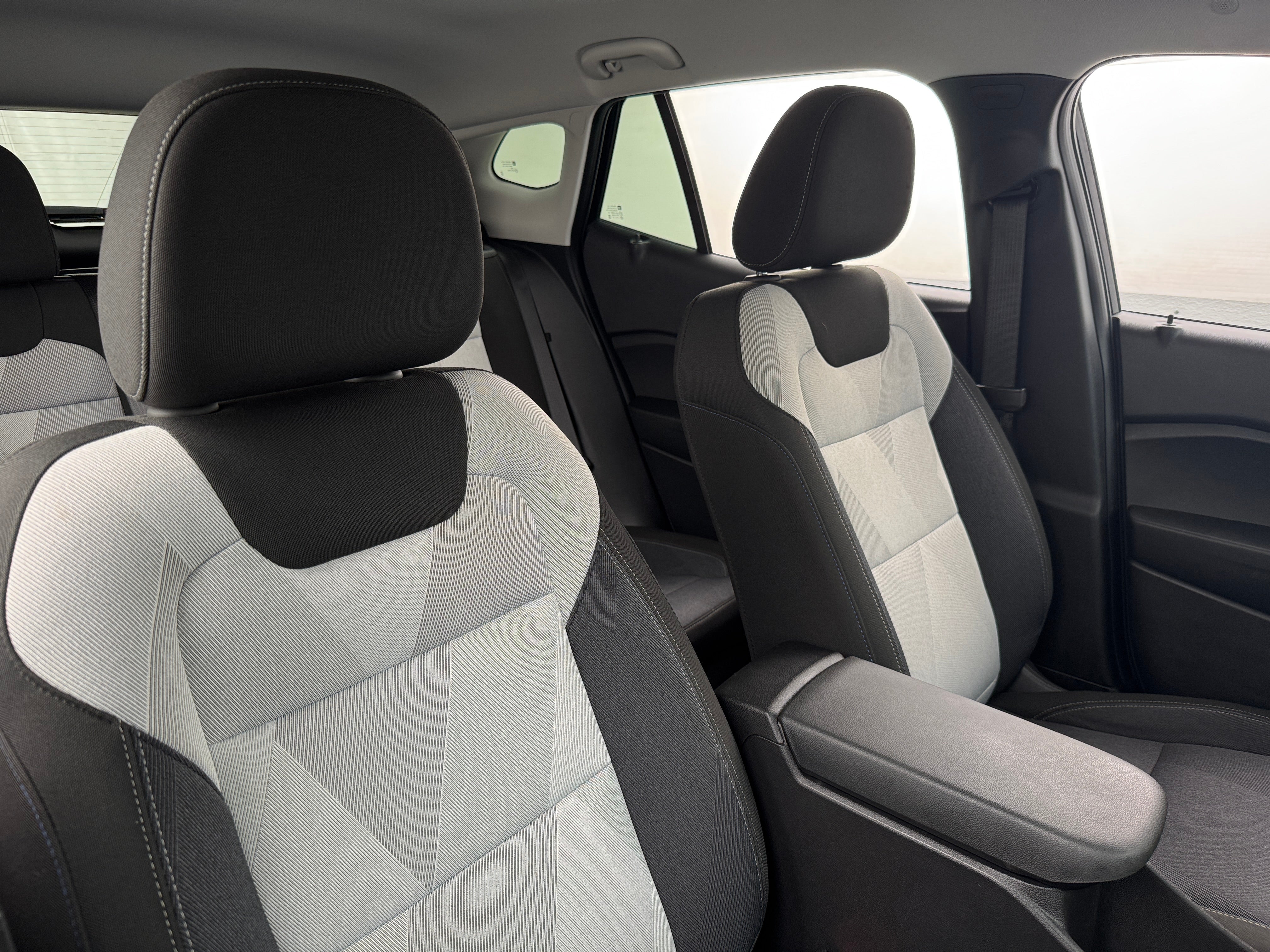 2024 Chevrolet Trax LS 2