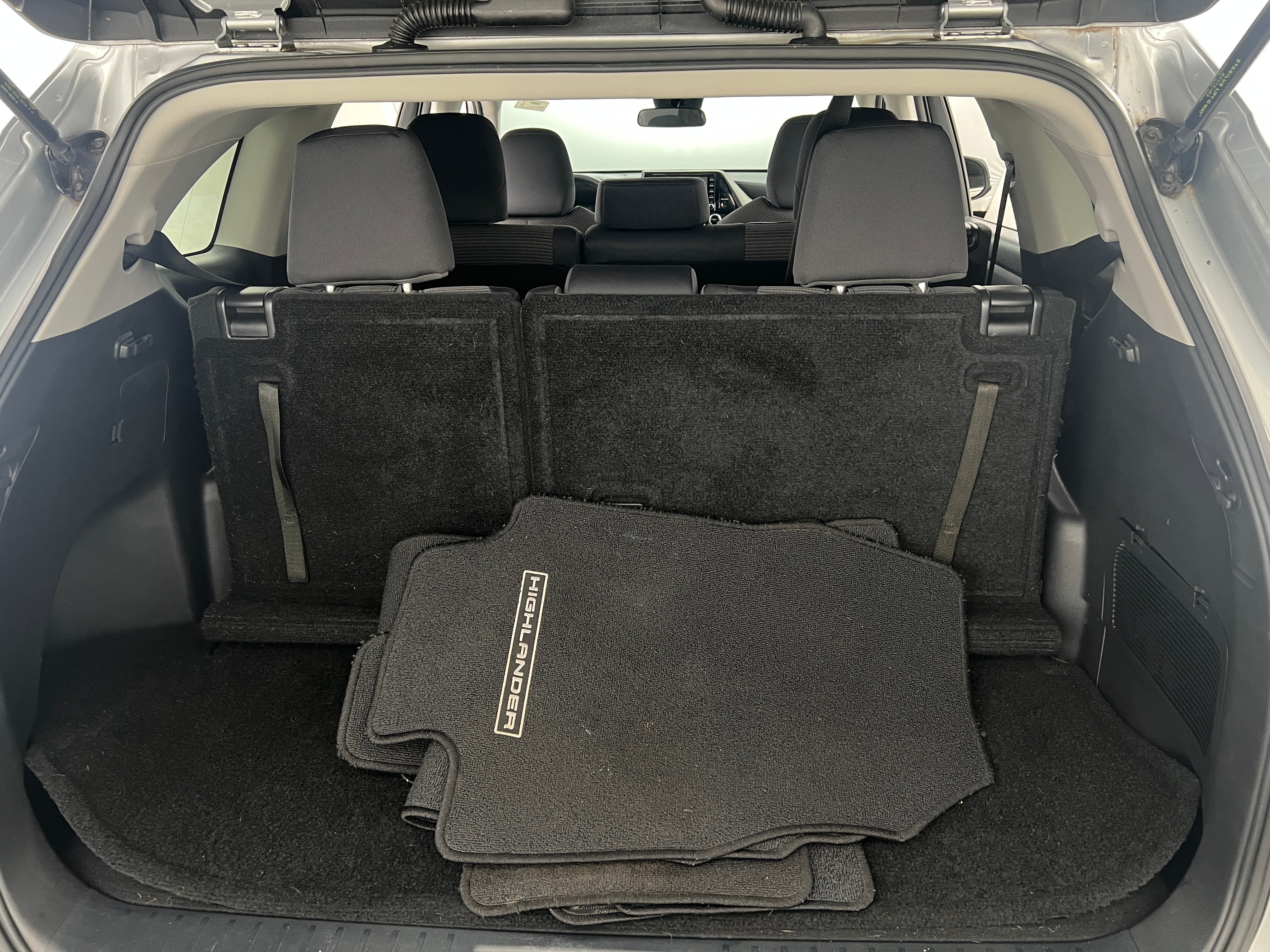 2022 Toyota Highlander L 7