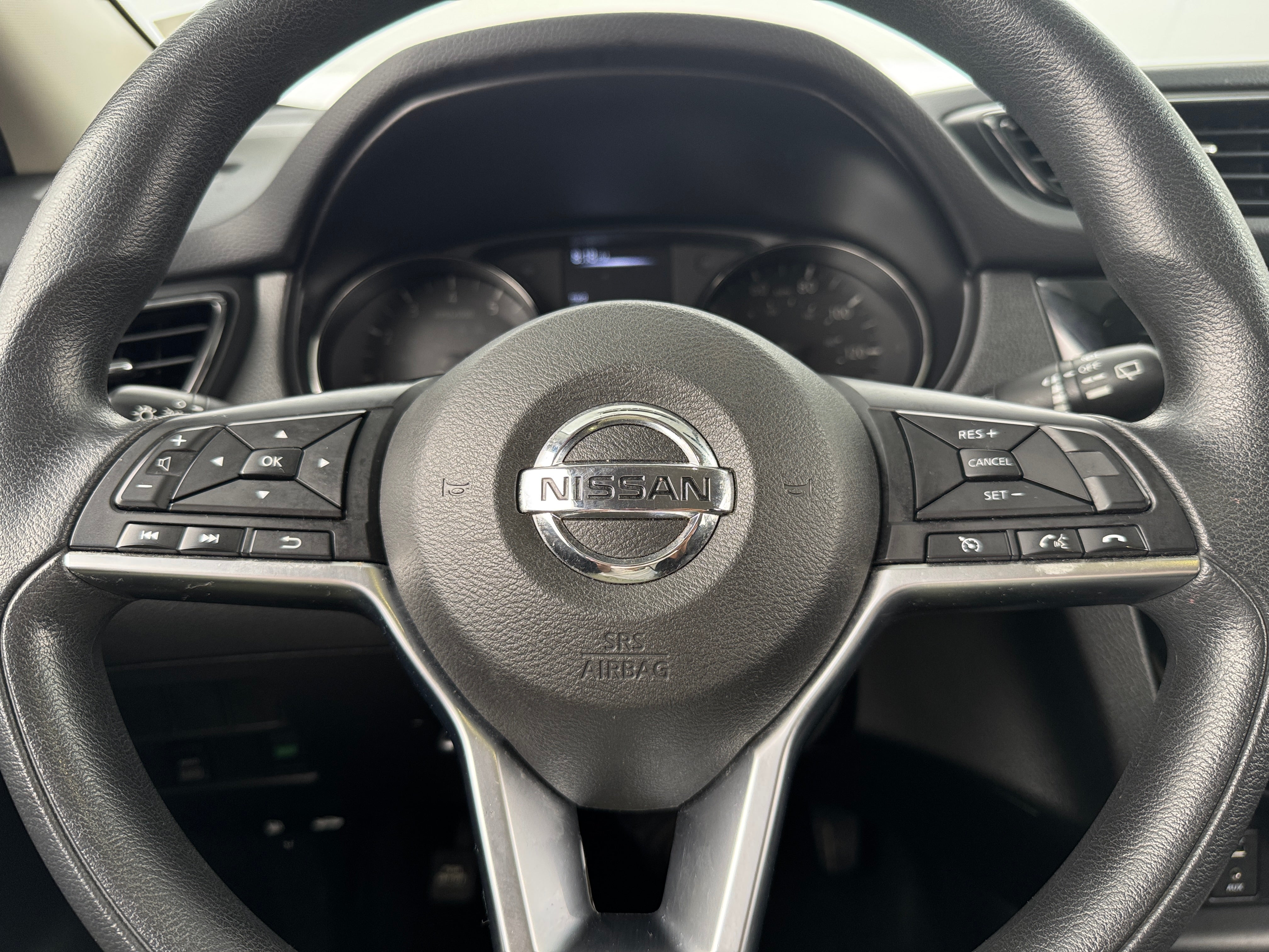 2017 Nissan Rogue Sport S 5