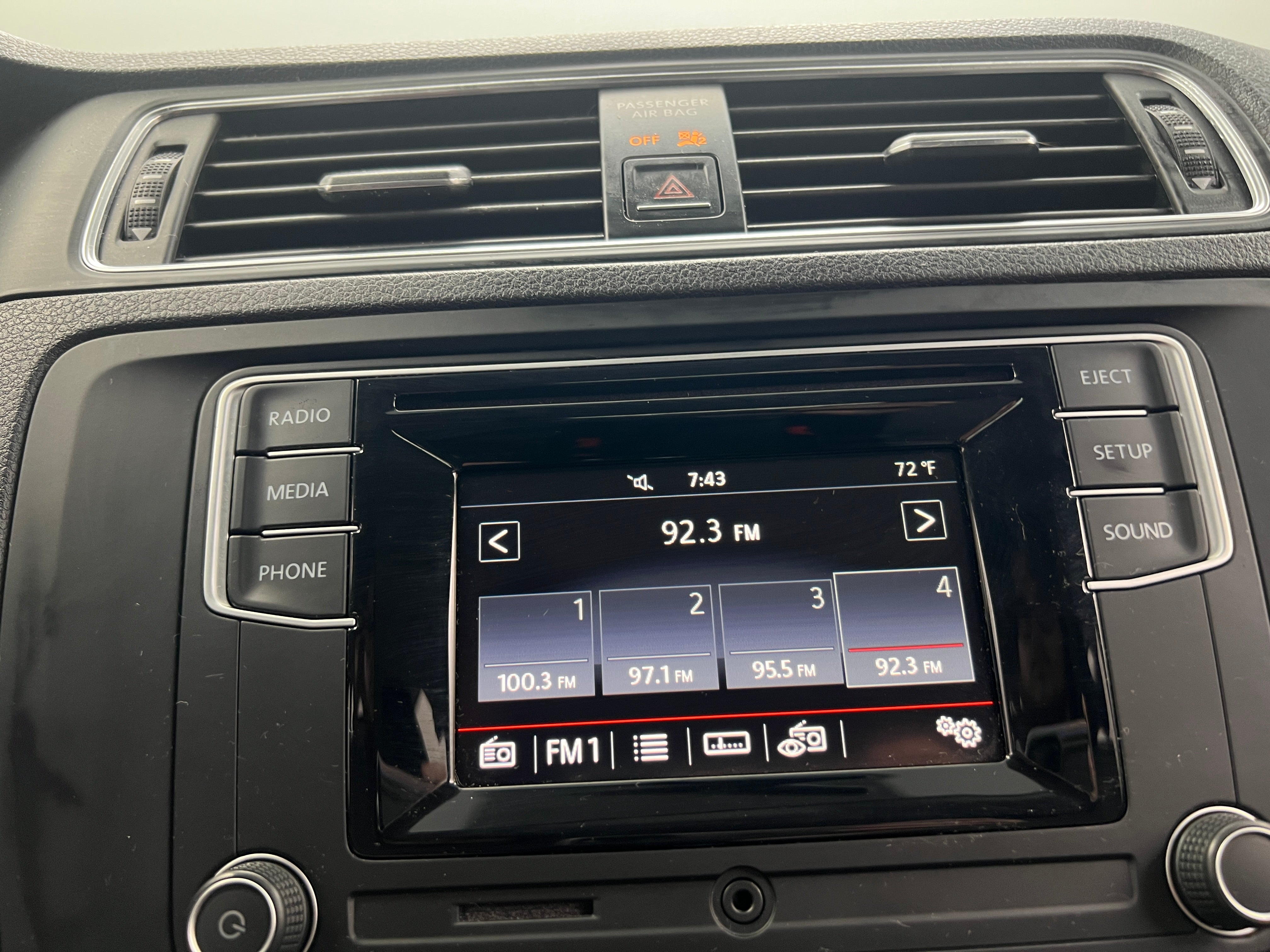 2017 Volkswagen Jetta S 4