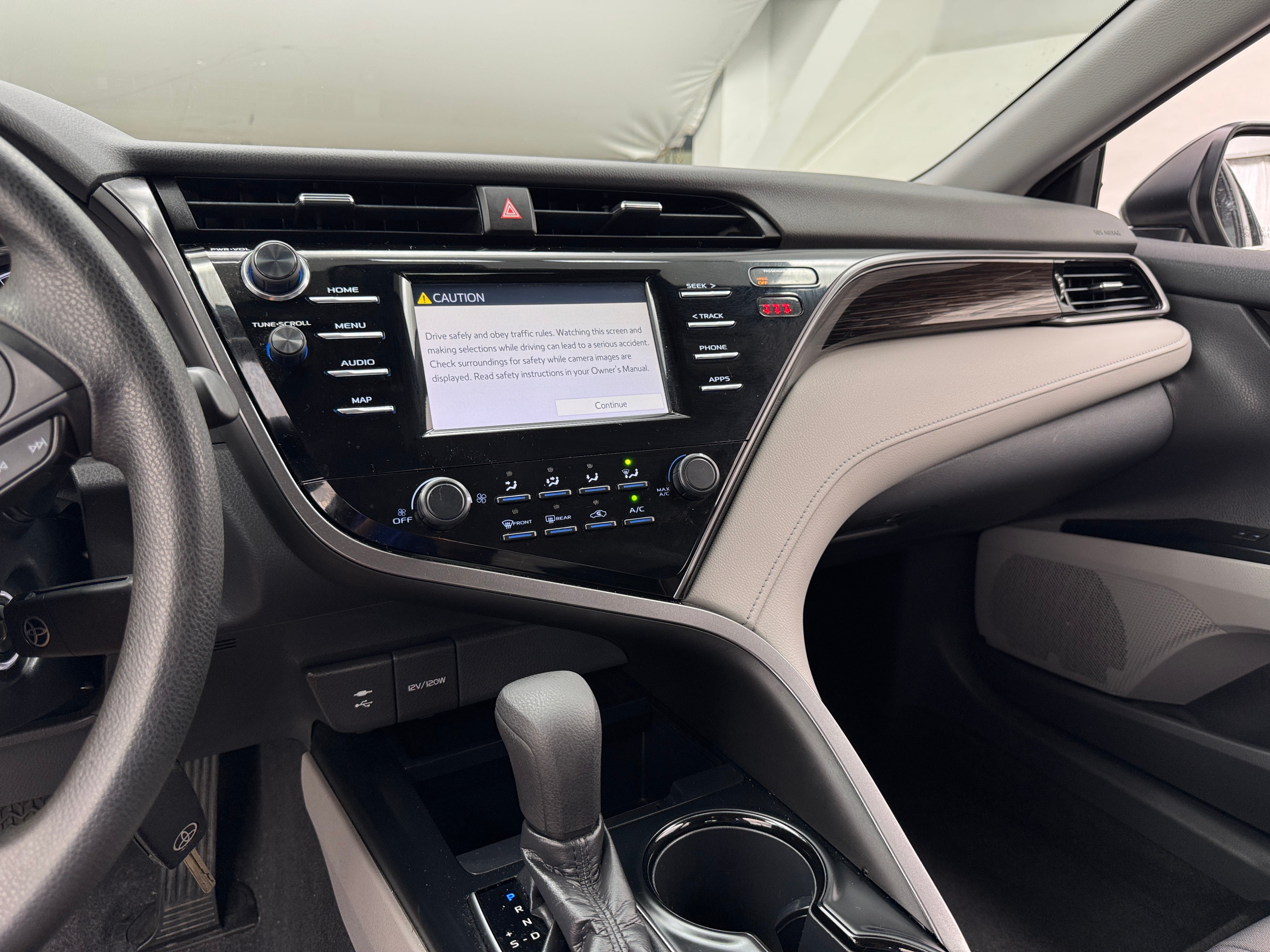 Thumbnail: 2019 Toyota Camry - 4