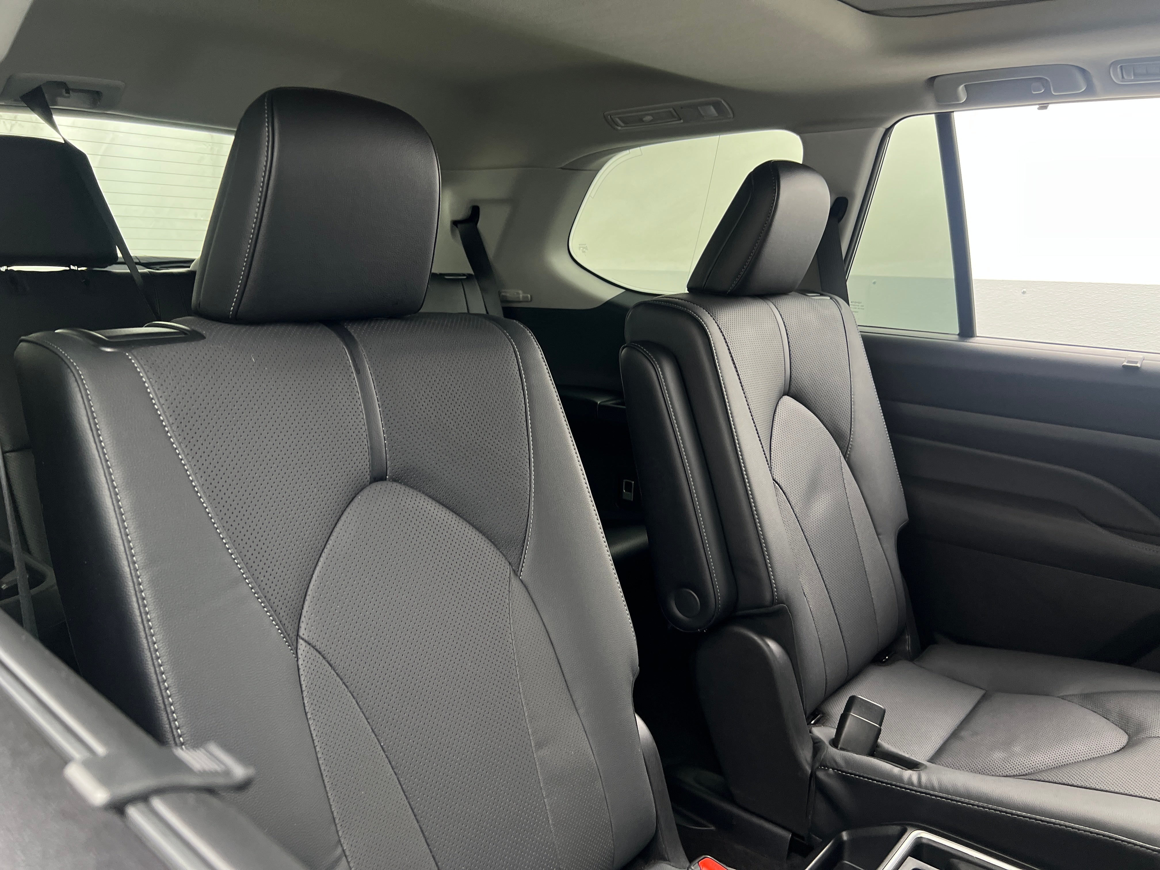 2024 Toyota Grand Highlander Limited 5