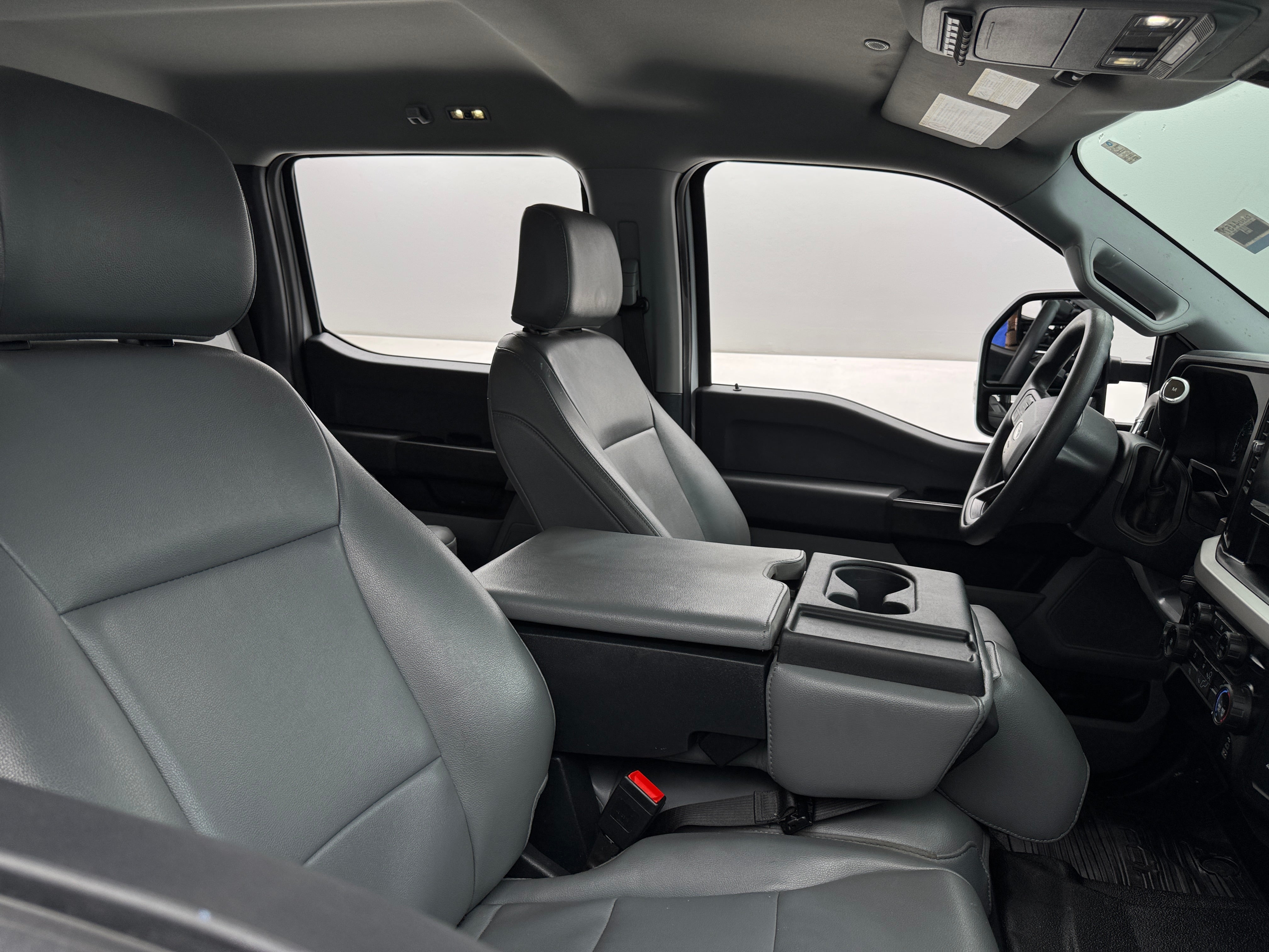 2024 Ford Econoline E-250 2