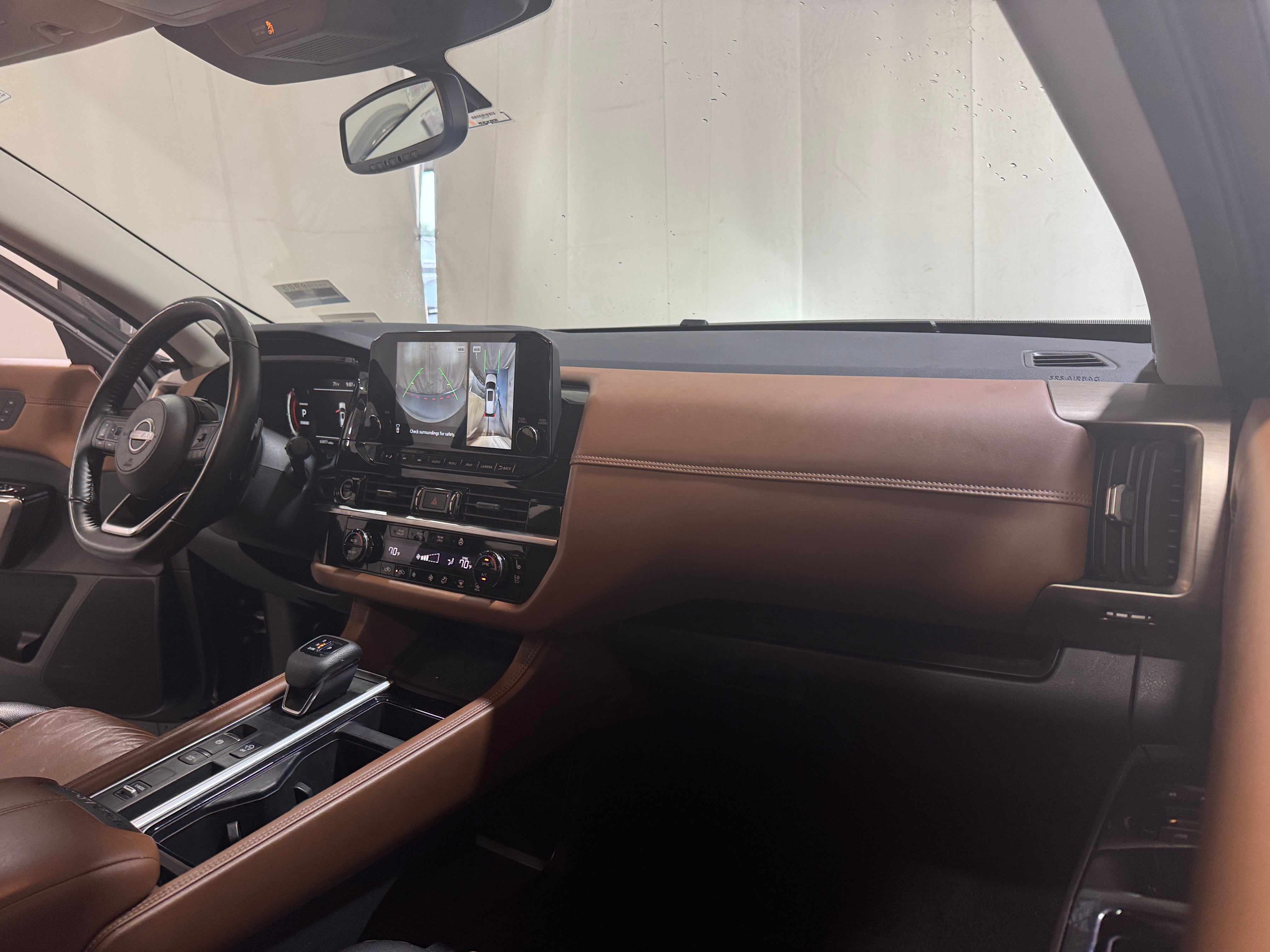 2022 Nissan Pathfinder Platinum 2