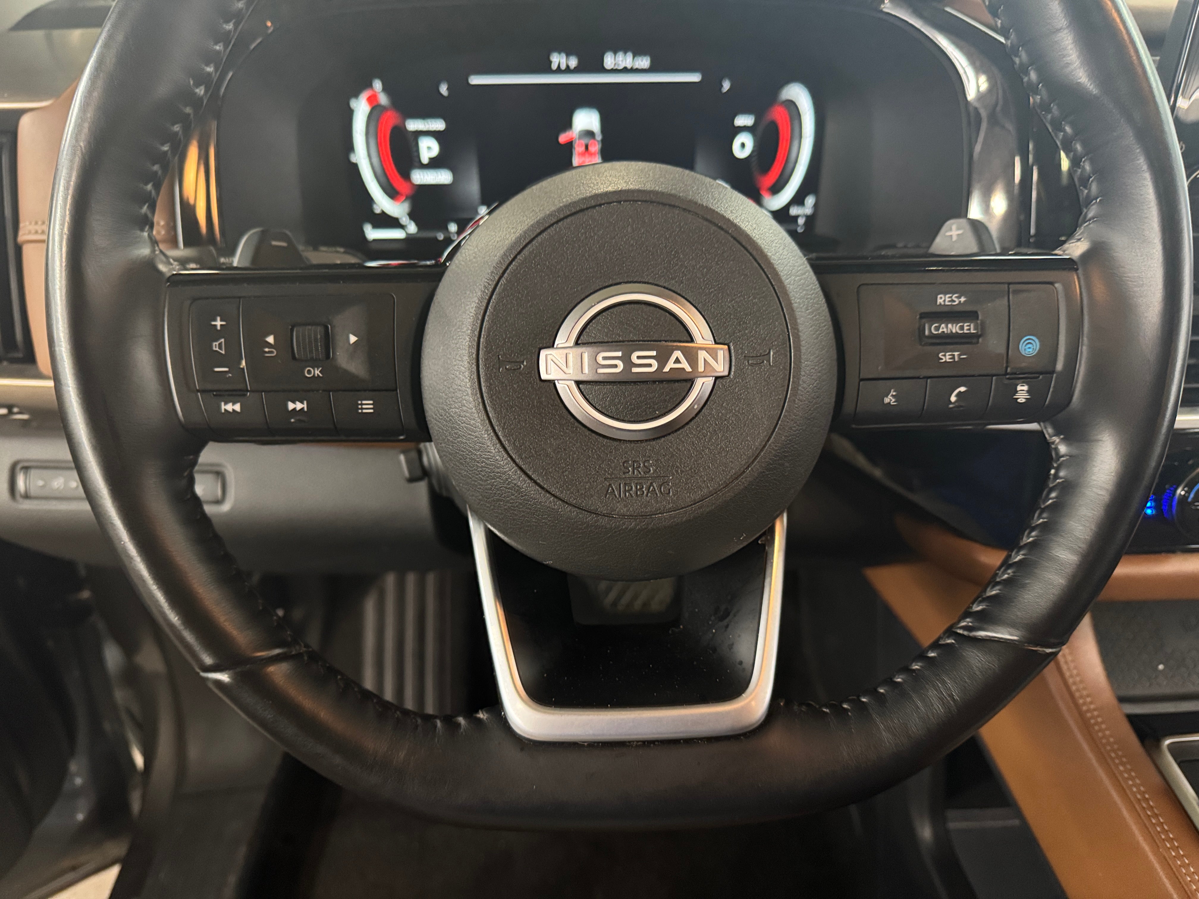 2022 Nissan Pathfinder Platinum 4