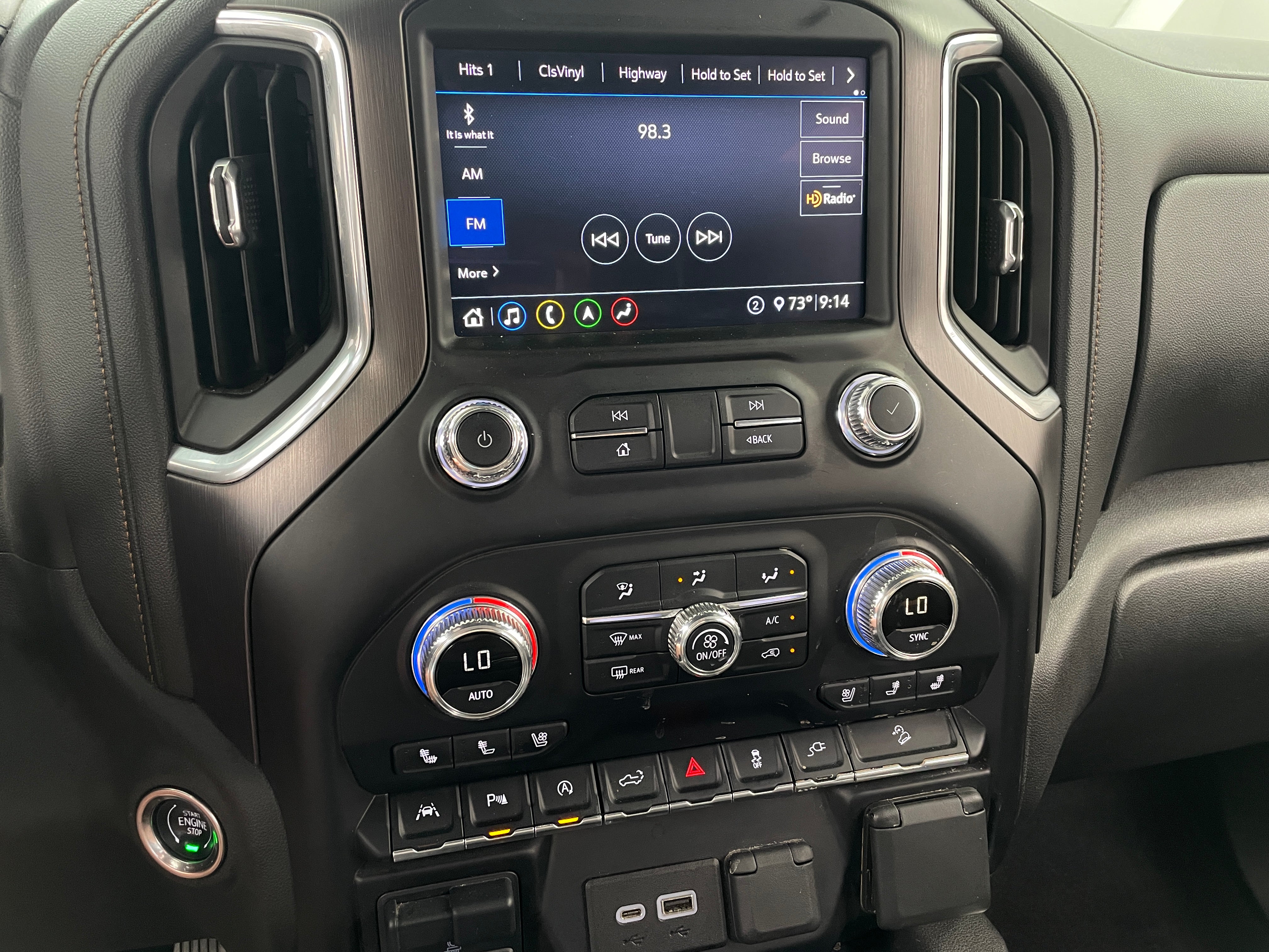 2020 GMC Sierra 1500 AT4 3