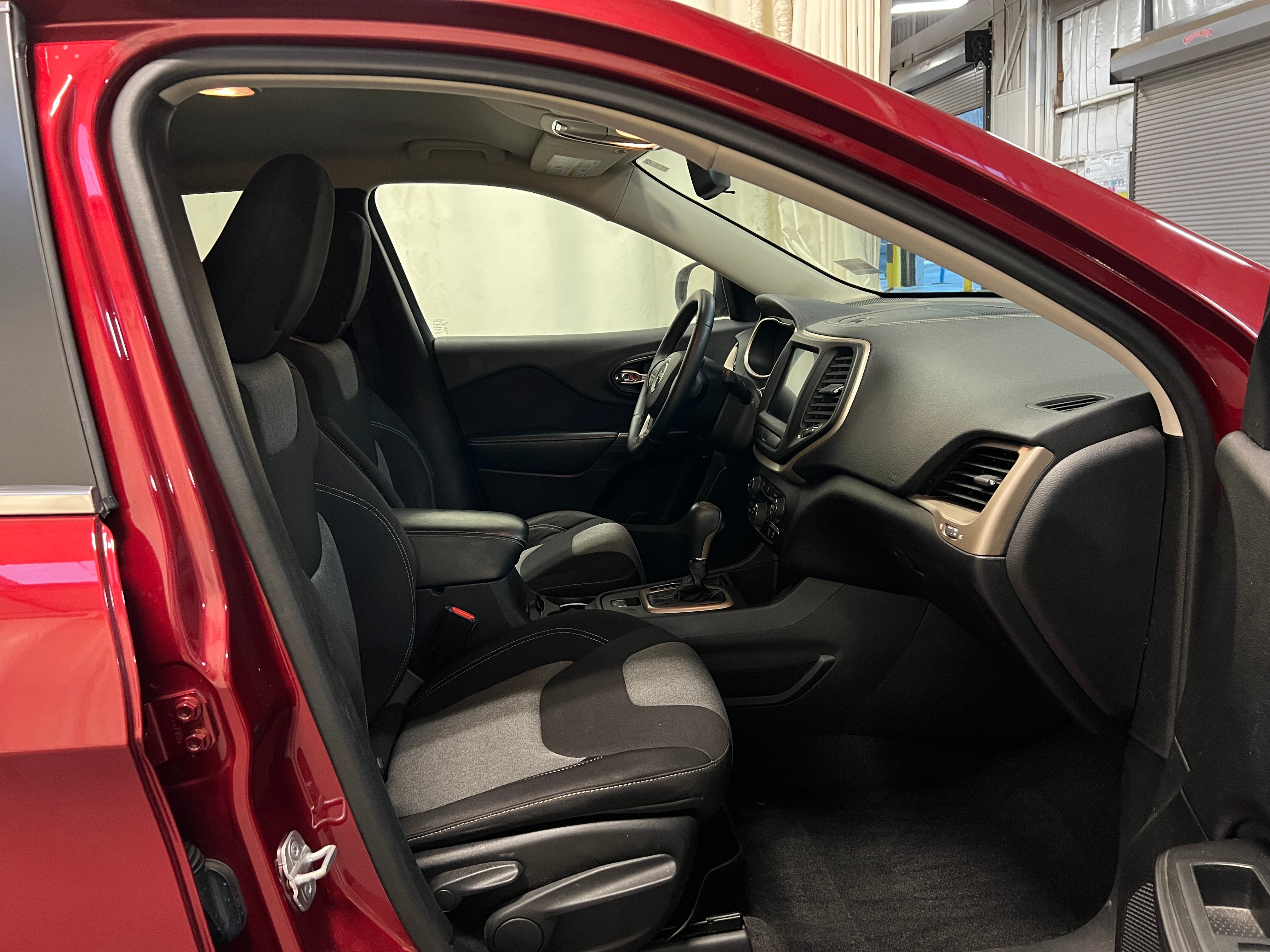 2014 Jeep Cherokee Latitude 2