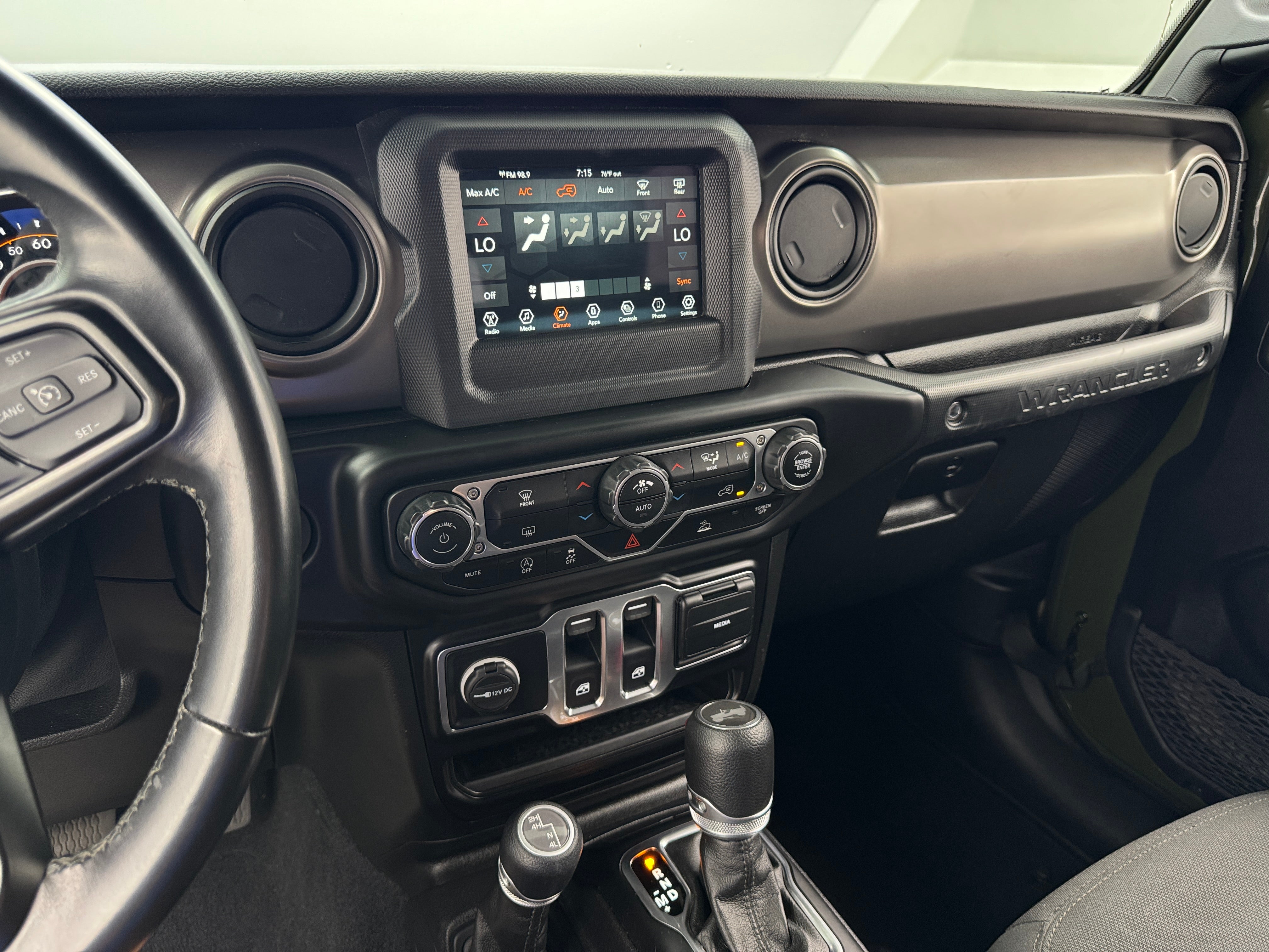 2021 Jeep Wrangler Willys Wheeler 4
