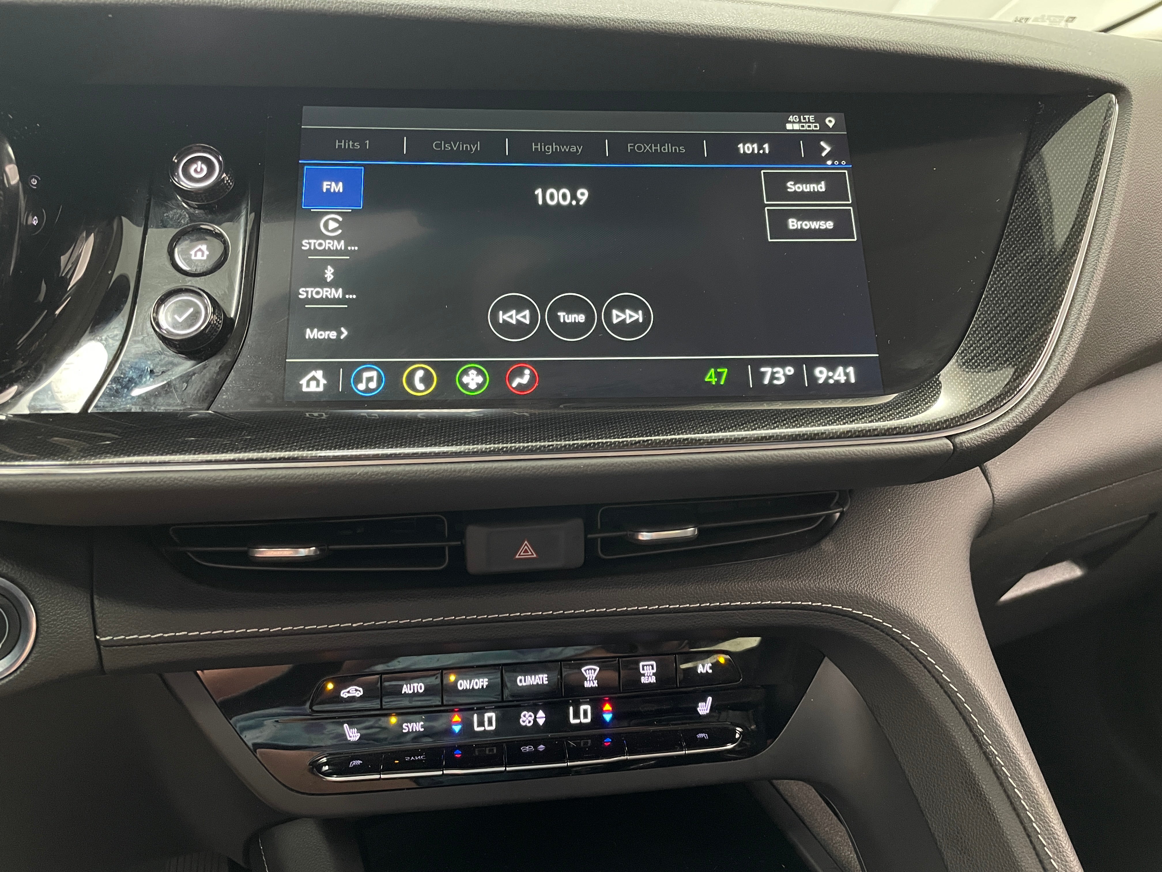 2022 Buick Envision Preferred 3