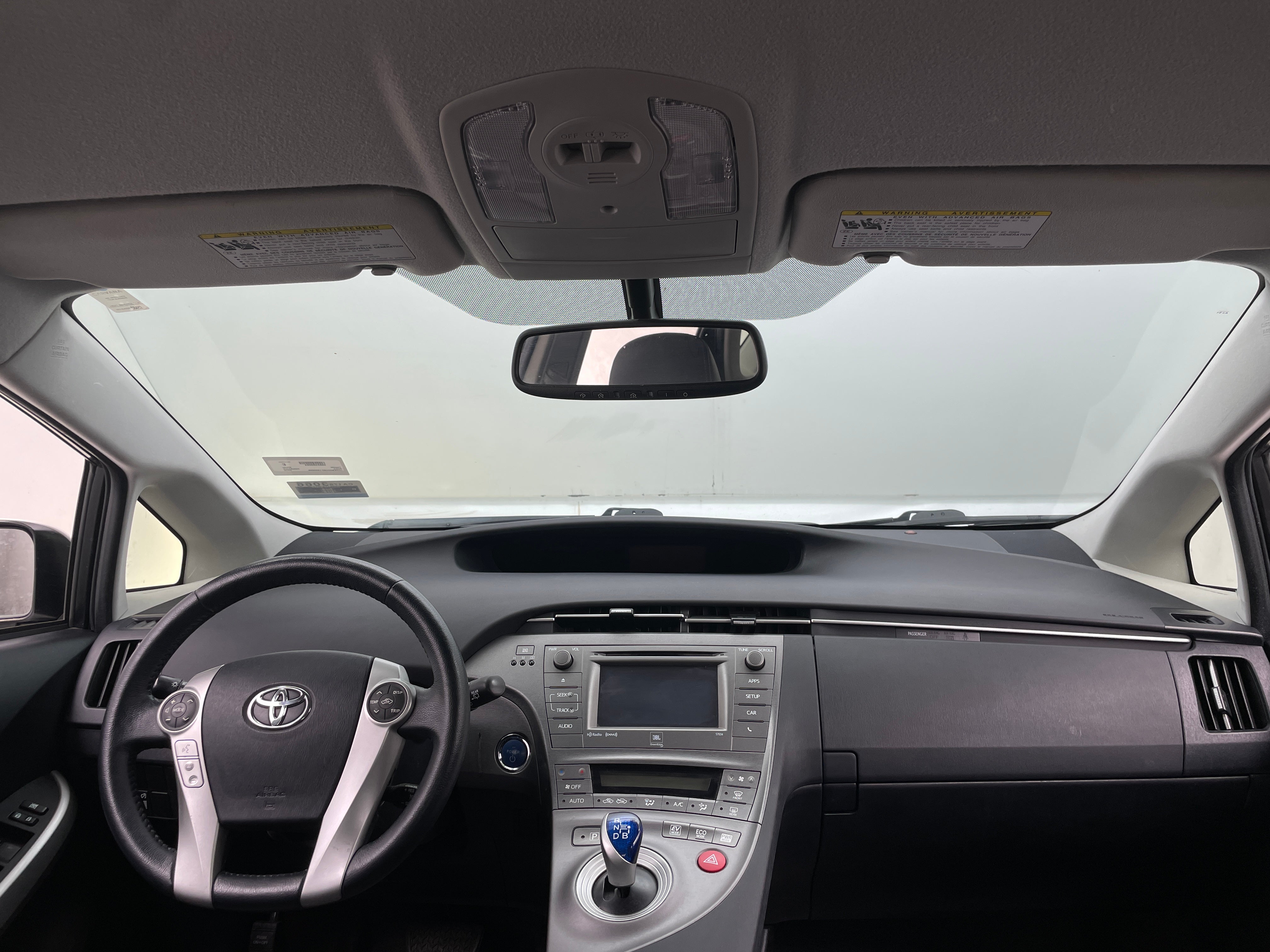 2015 Toyota Prius Four 2