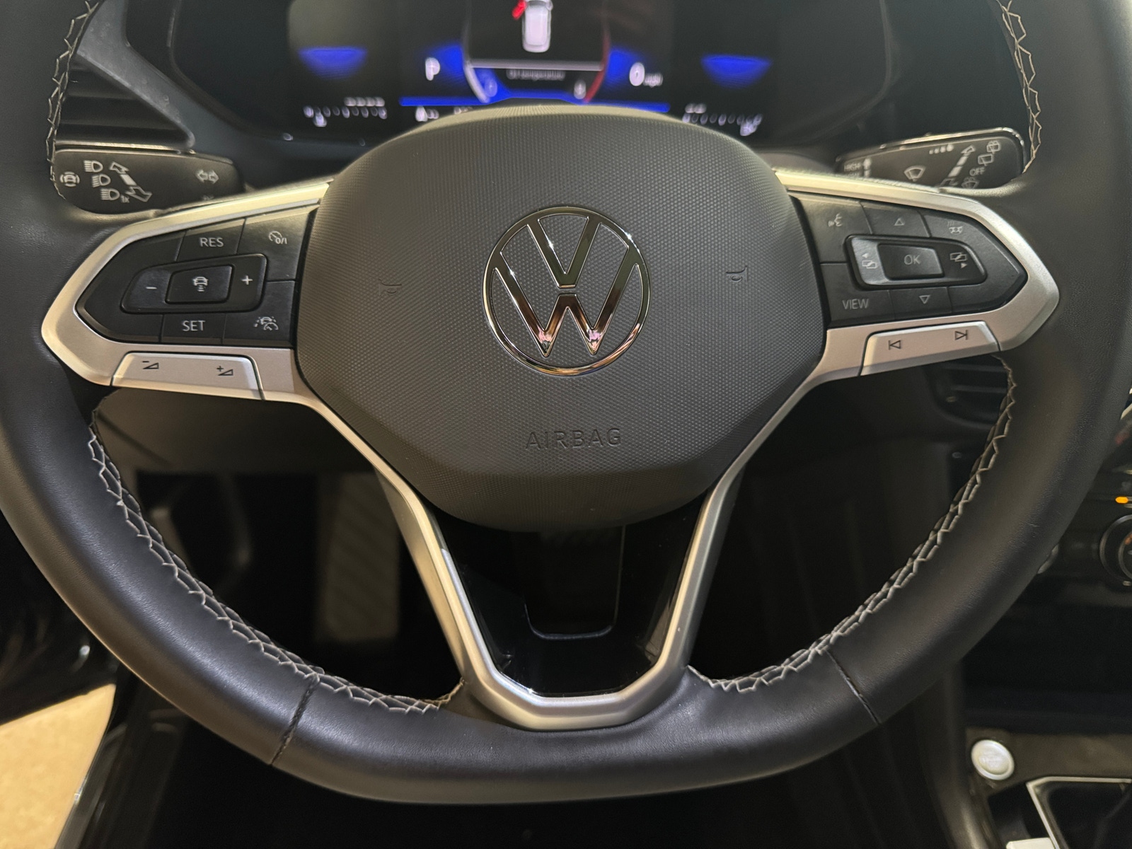 Thumbnail: 2024 Volkswagen Taos - 4