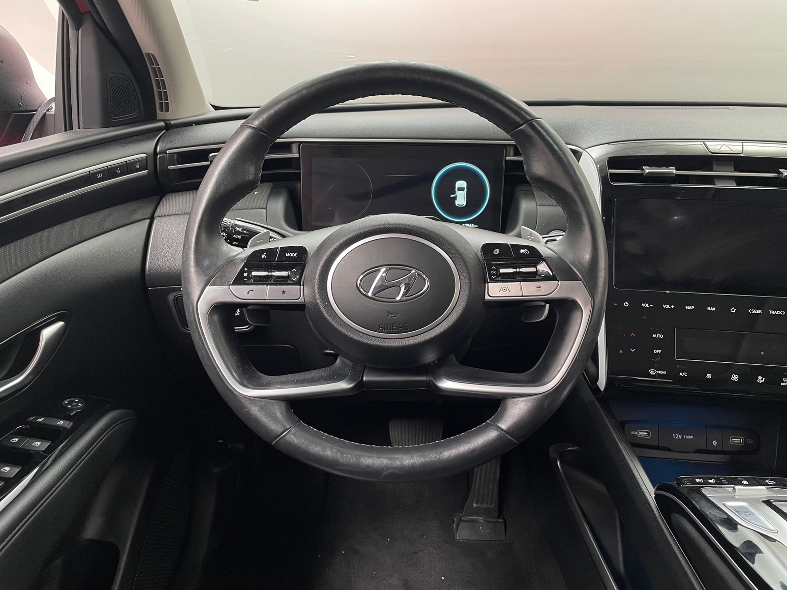 Thumbnail: 2022 Hyundai Tucson - 4