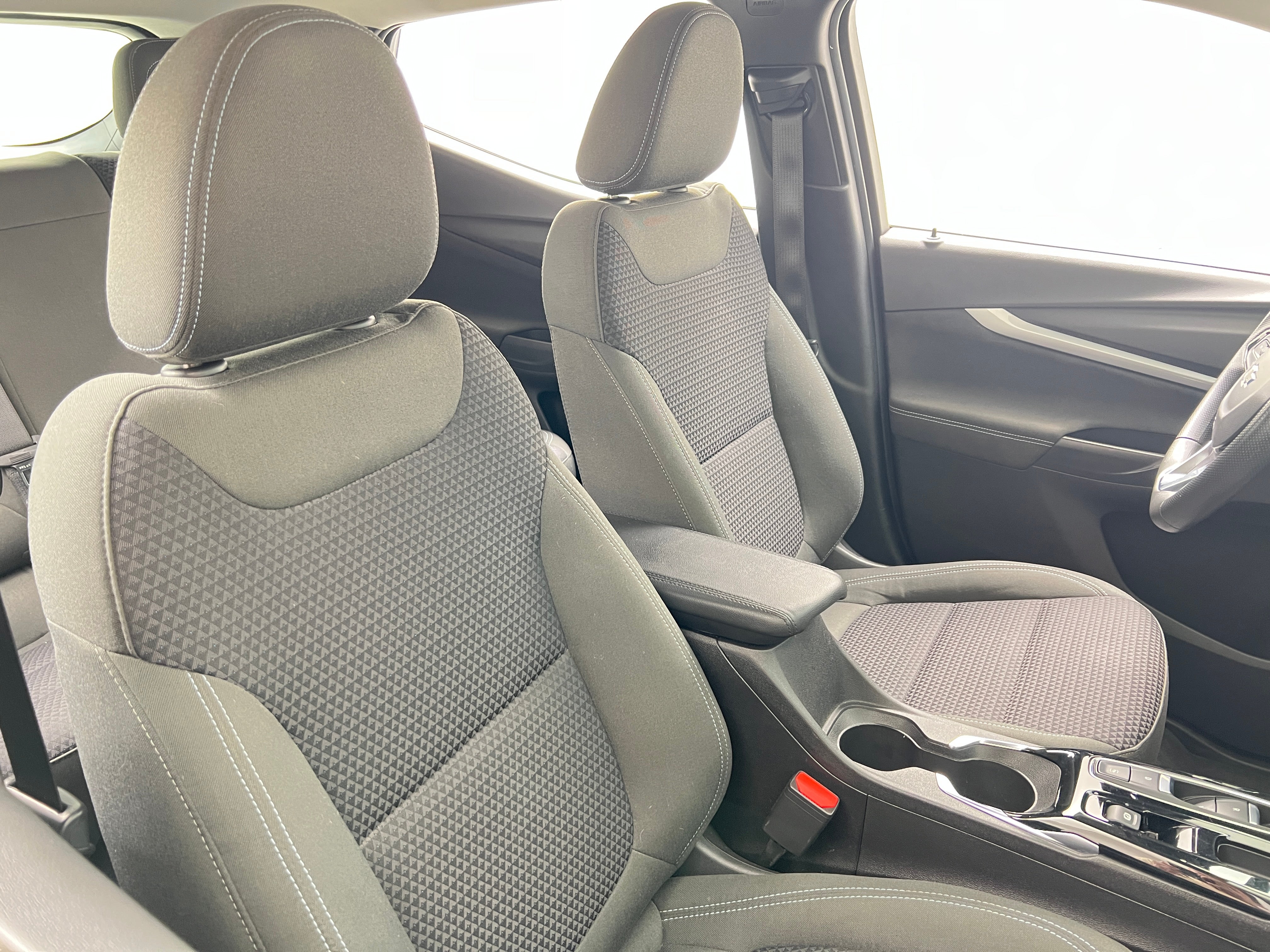 2022 Chevrolet Bolt EUV LT 2