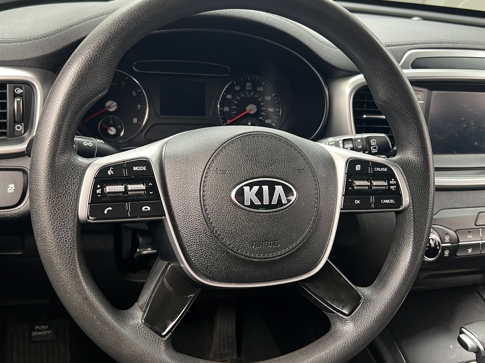 Thumbnail: 2020 Kia Sorento - 5