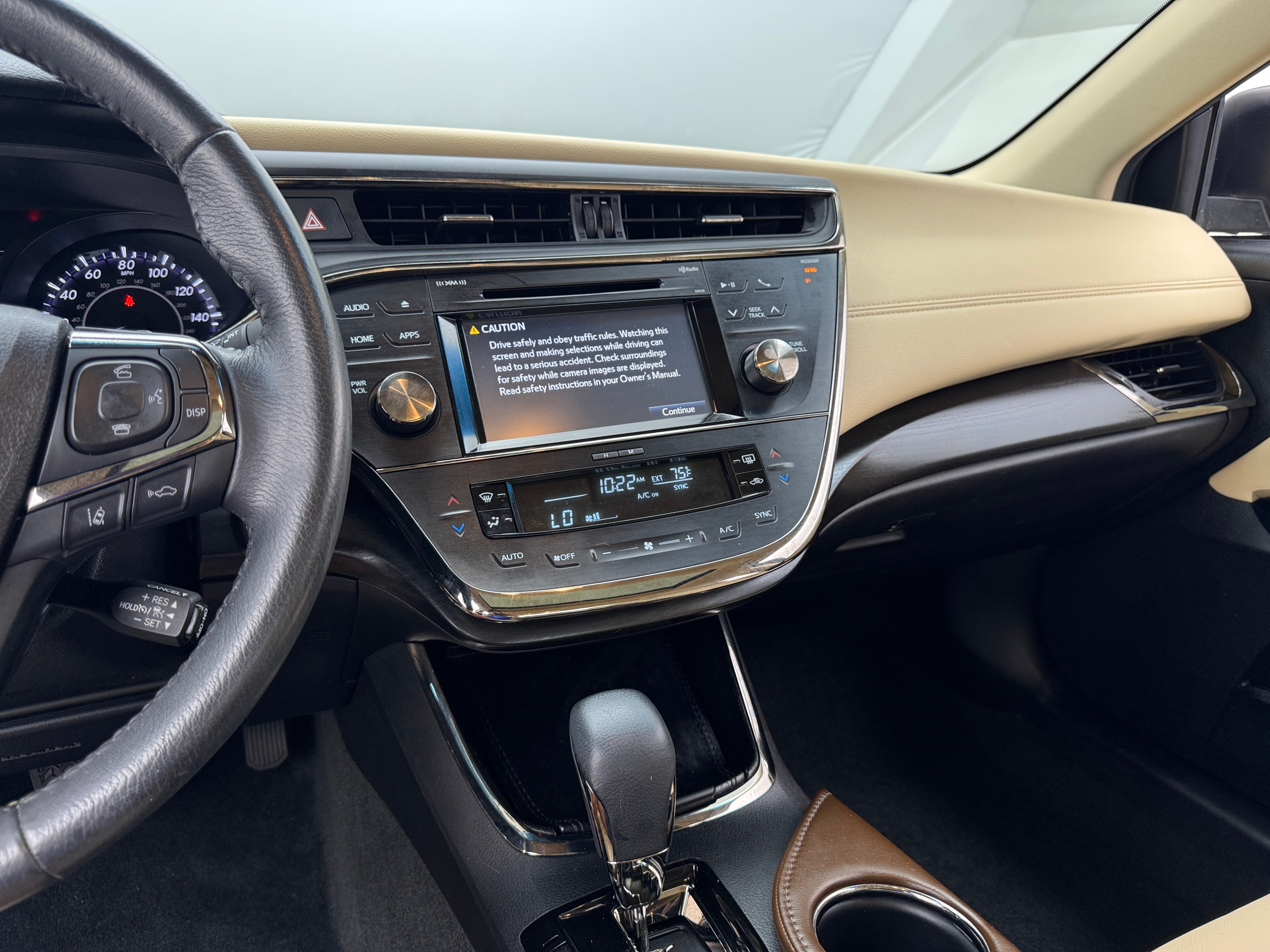 2018 Toyota Avalon XLE 3