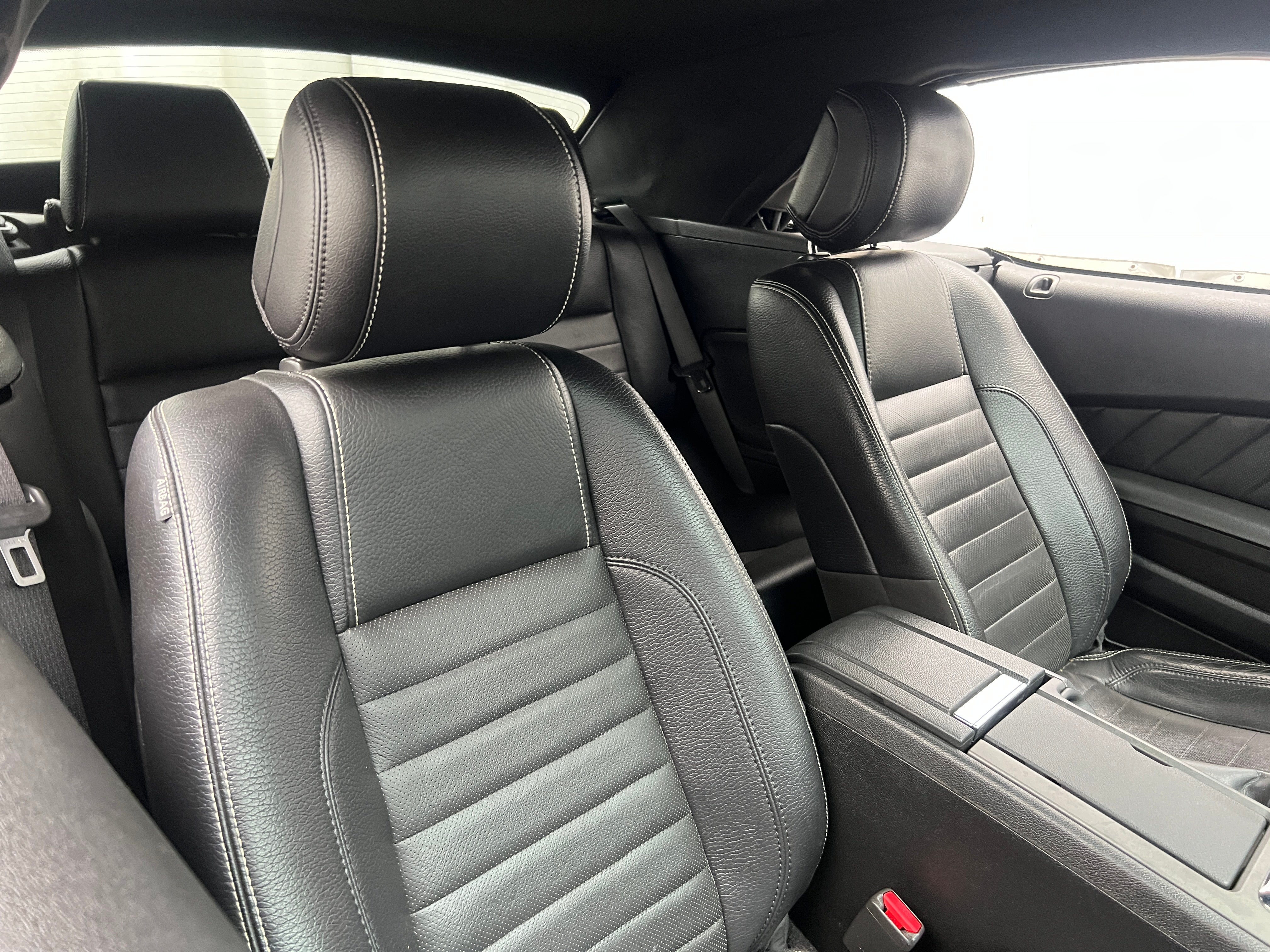 2012 Ford Mustang Premium 2