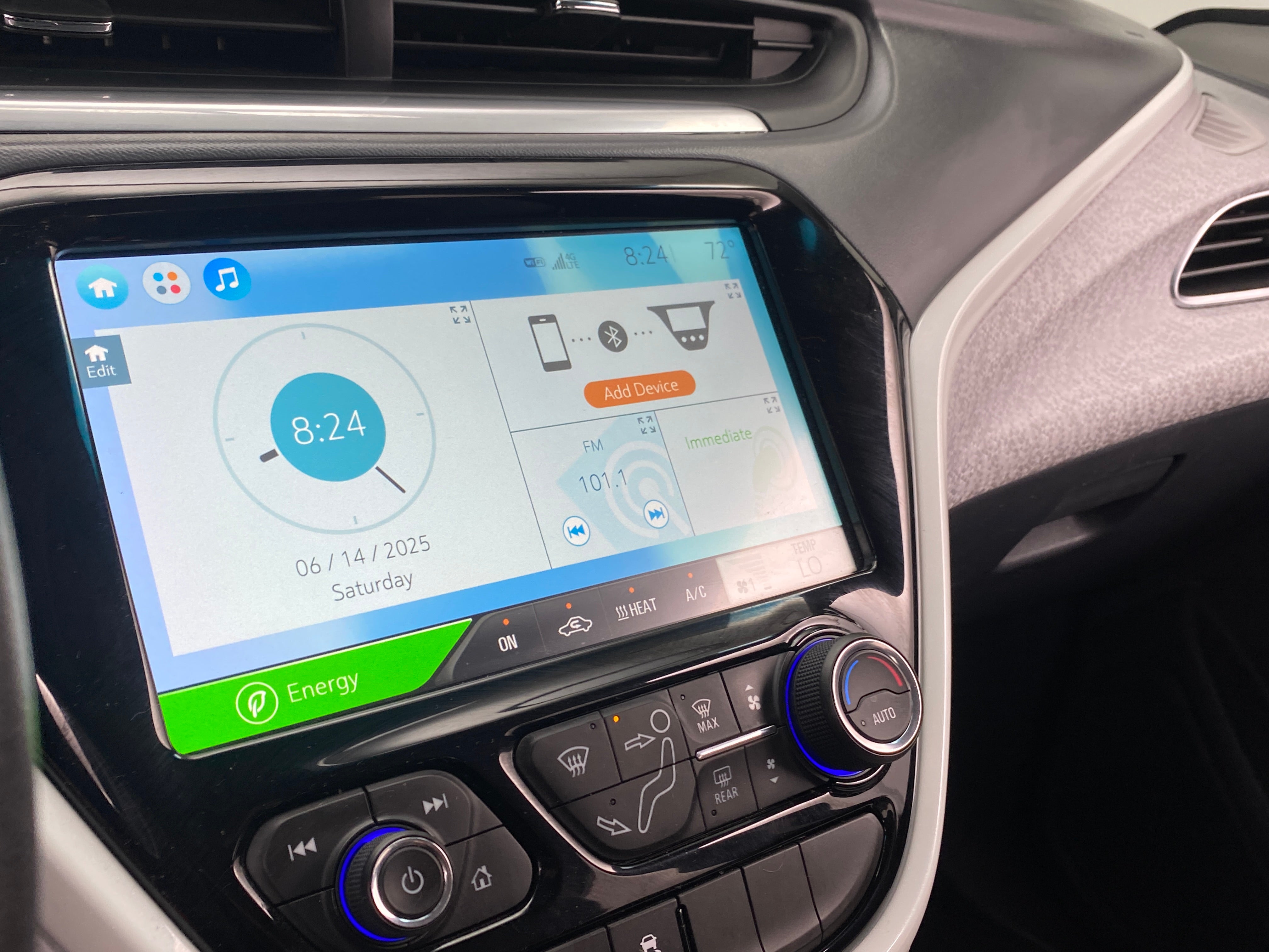 Thumbnail: 2021 Chevrolet Bolt EV - 4