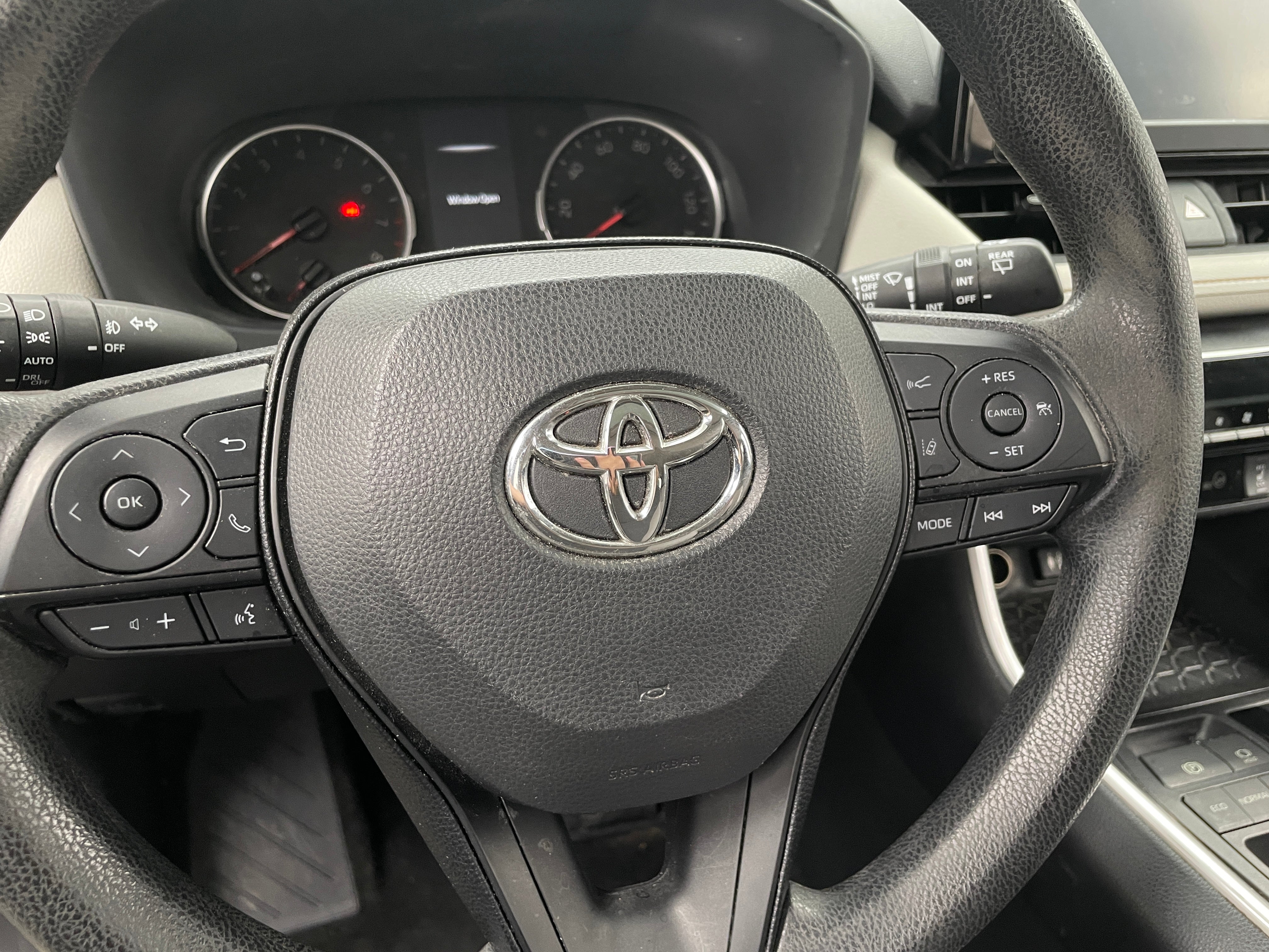 2019 Toyota RAV4 XLE 5