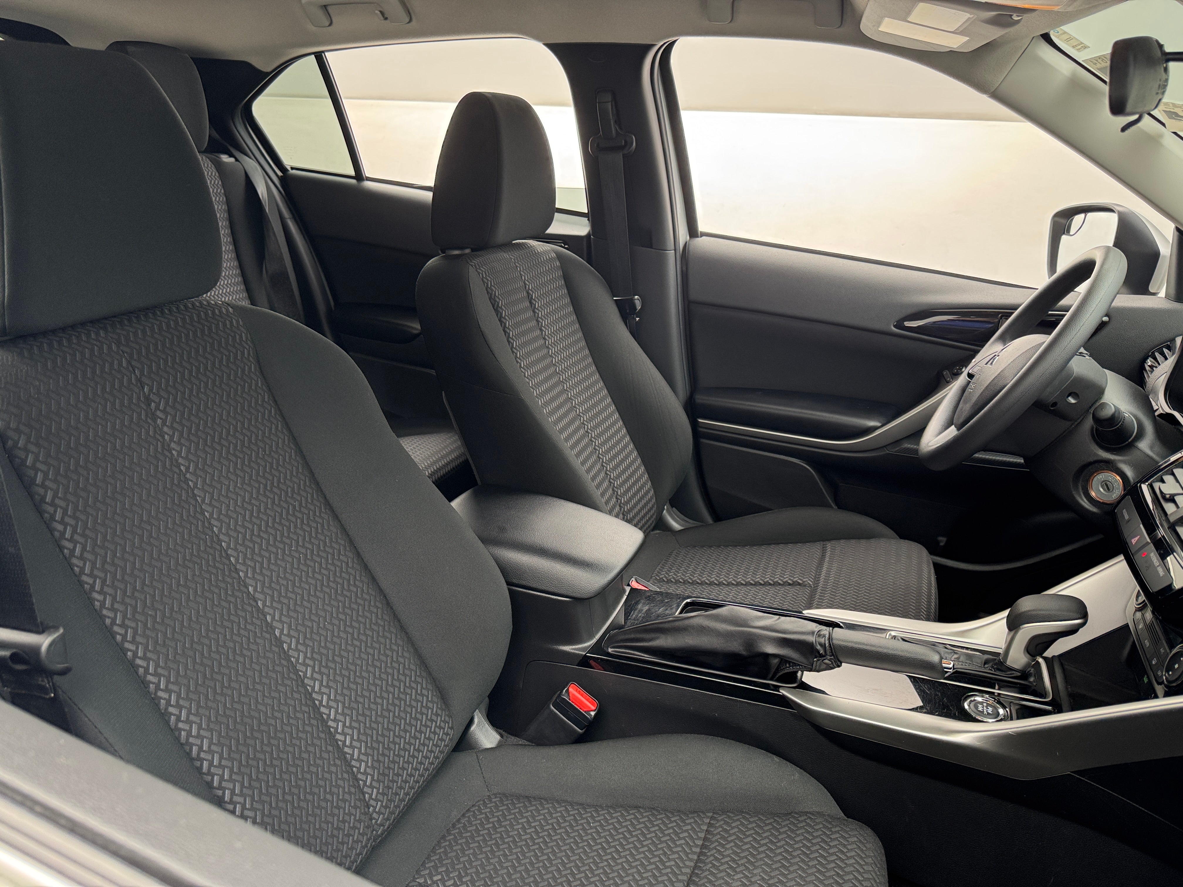 2024 Mitsubishi Eclipse Cross ES 2