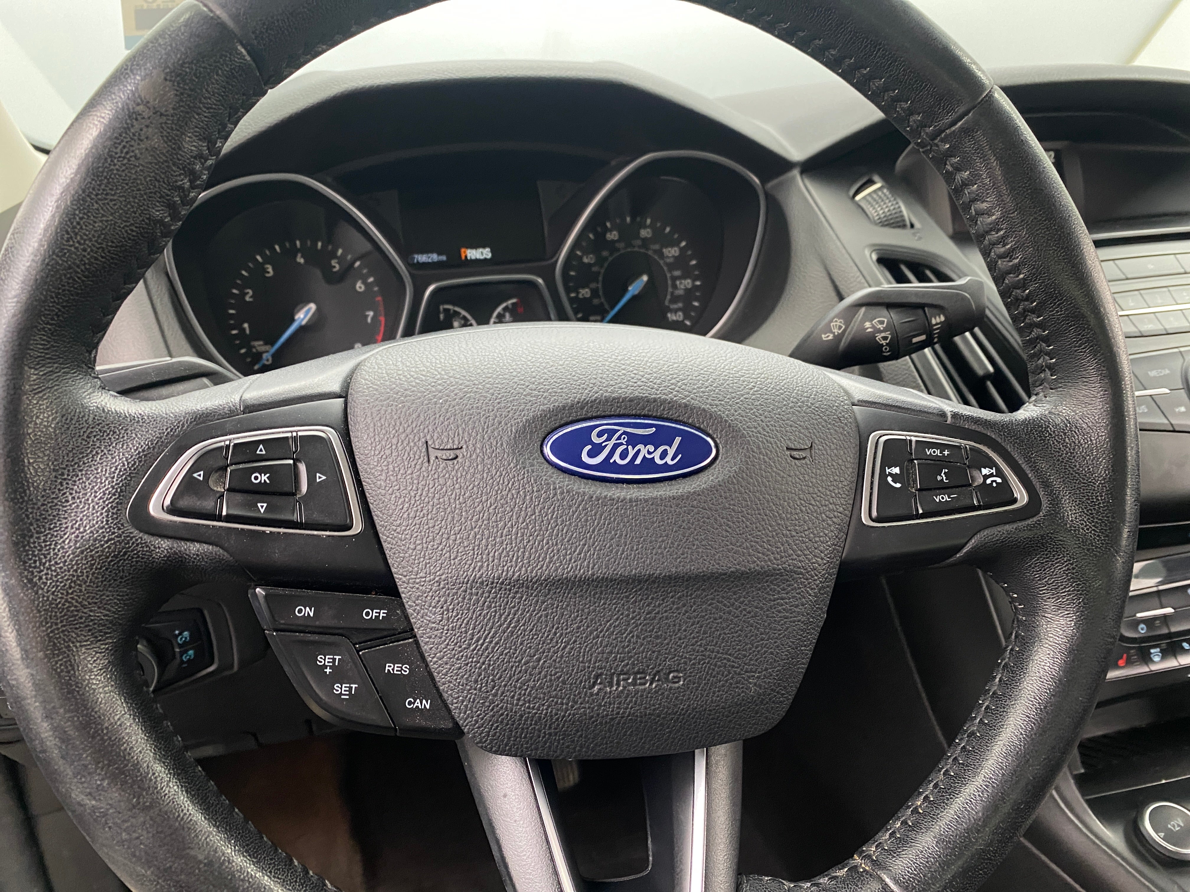 2017 Ford Focus SE 5