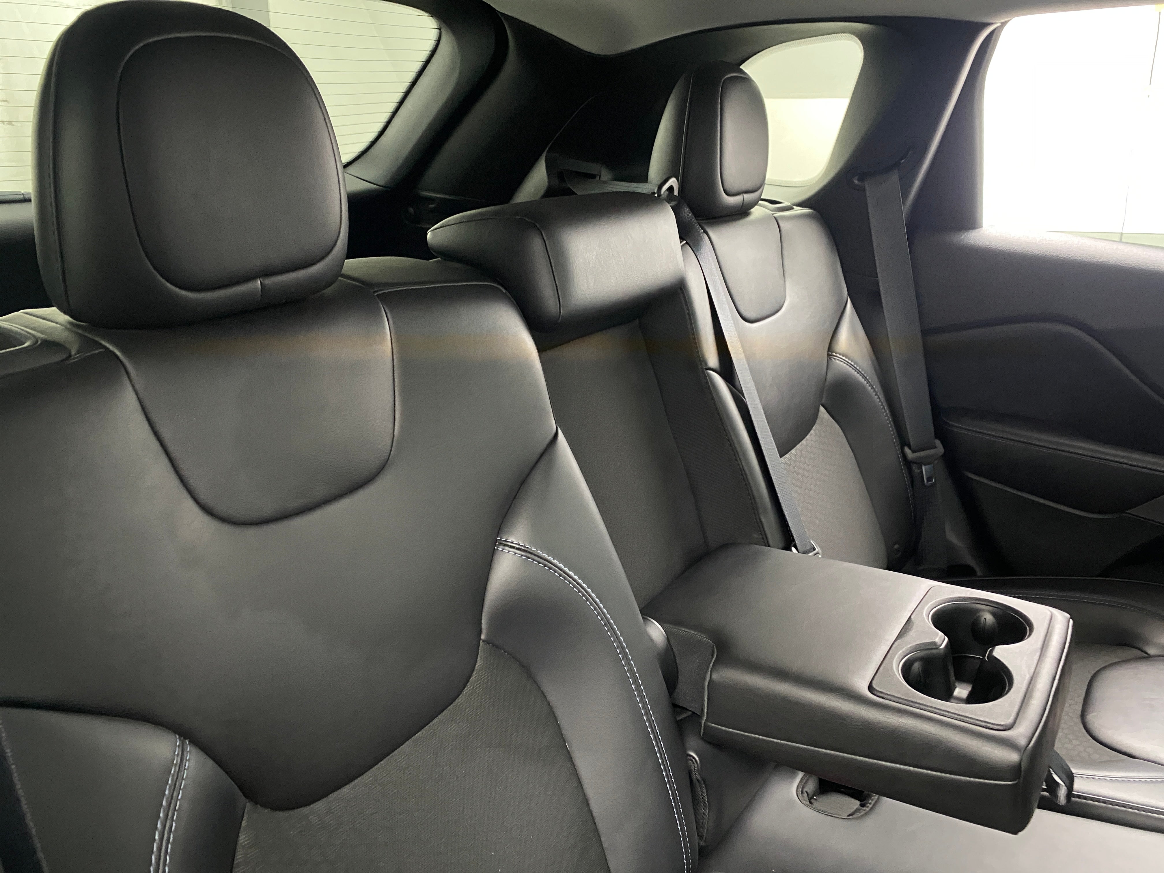 2019 Jeep Cherokee Latitude 6