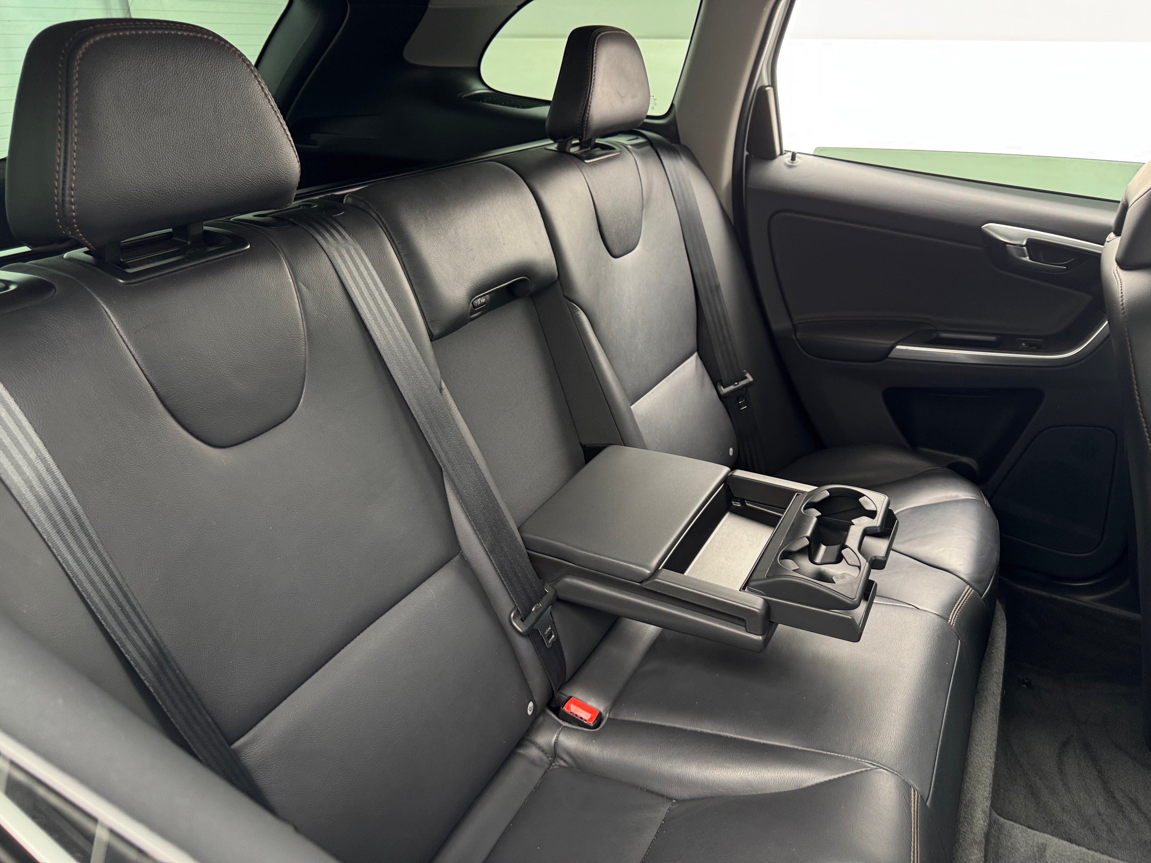 2017 Volvo XC60 T5 Dynamic 5