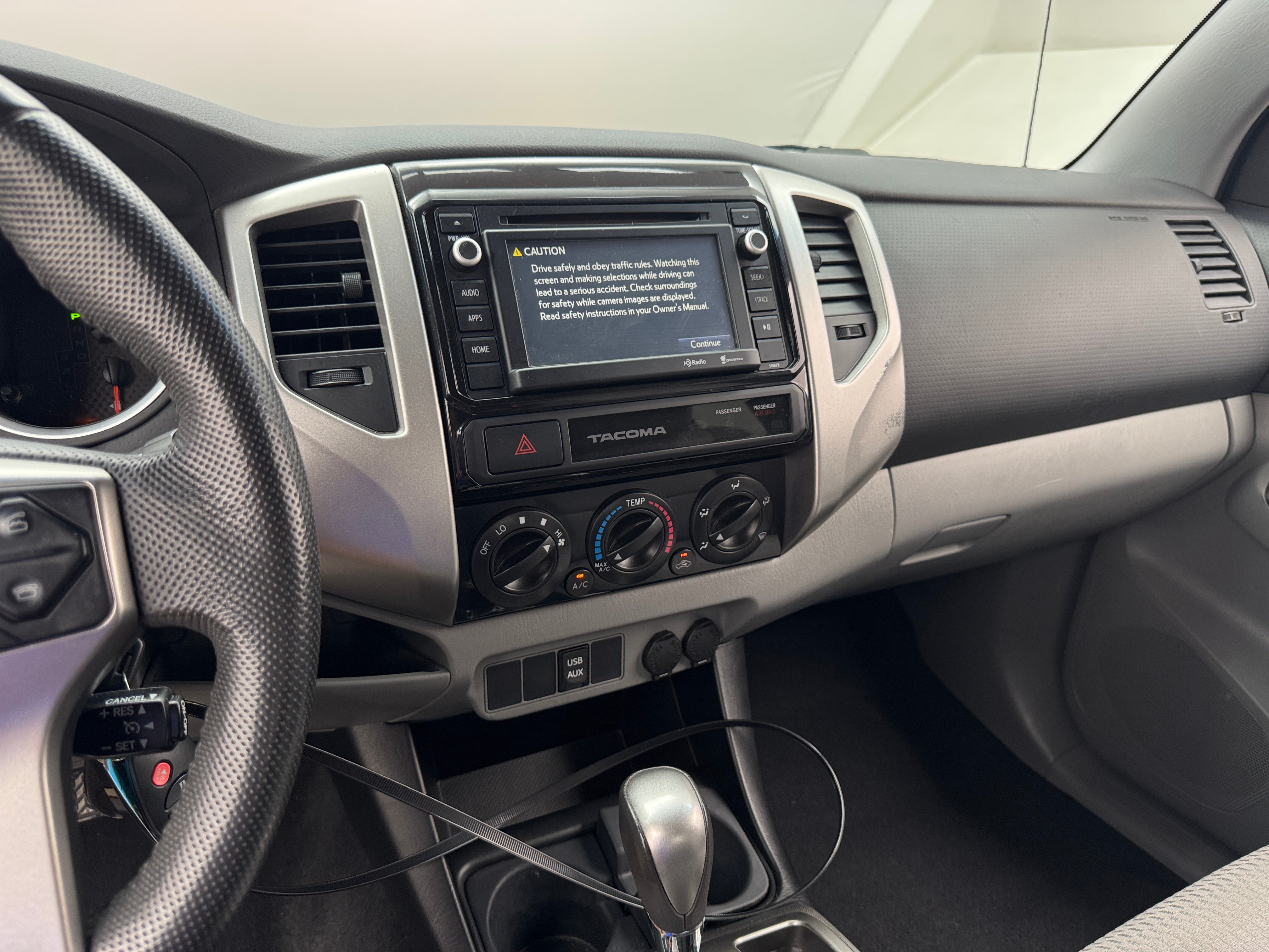 2015 Toyota Tacoma  4