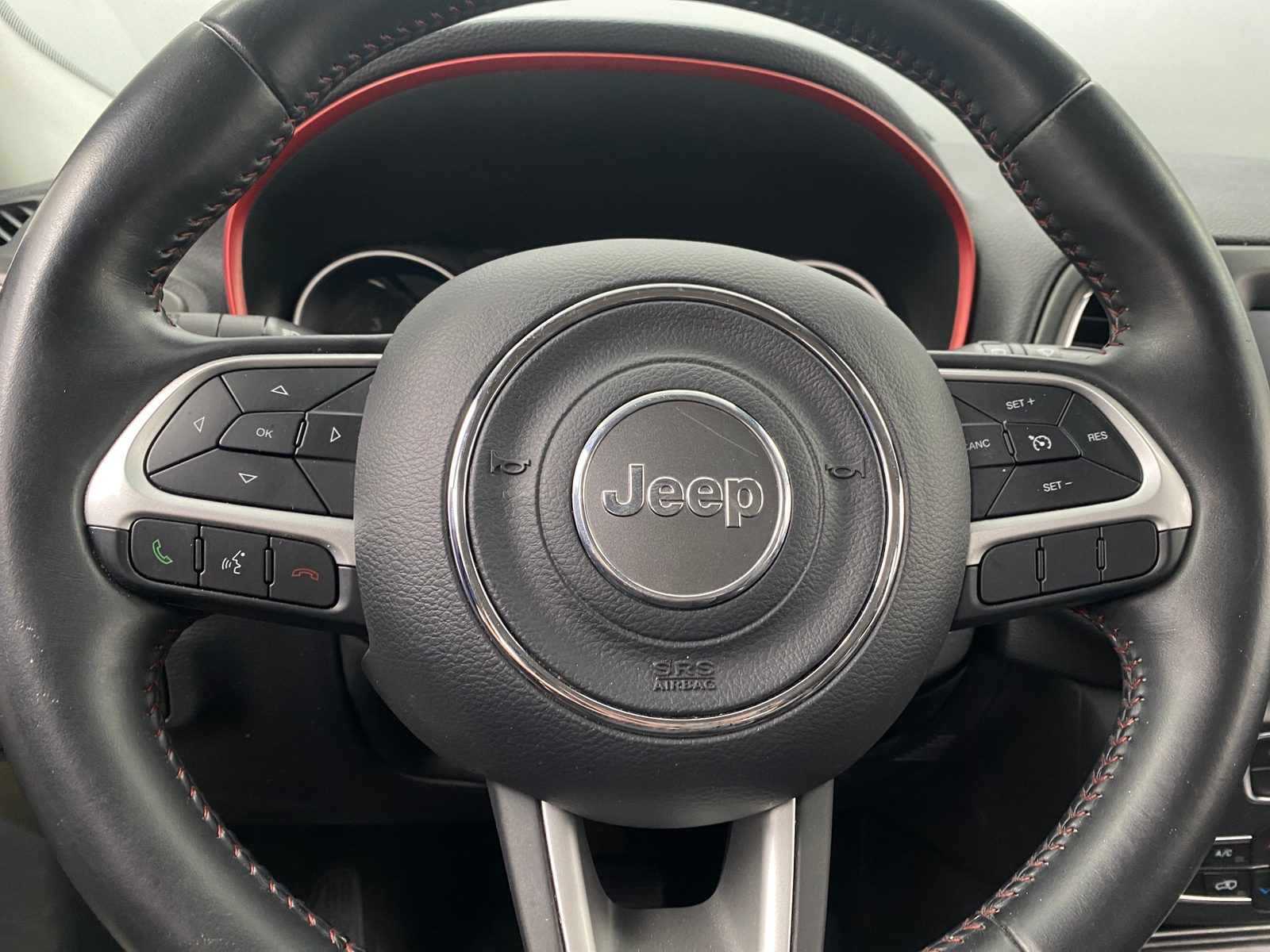 Thumbnail: 2019 Jeep Compass - 4