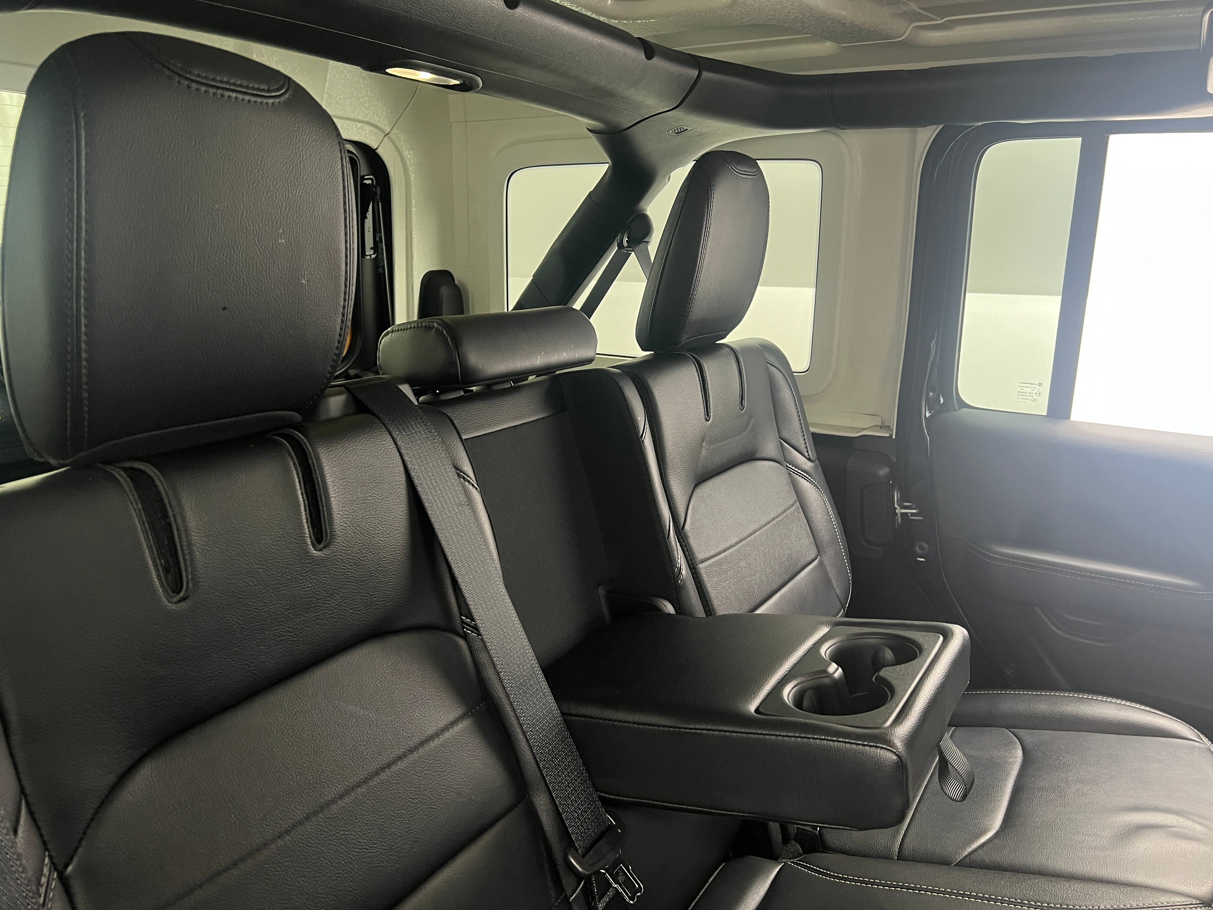 2021 Jeep Wrangler Unlimited Sahara 4xe 5